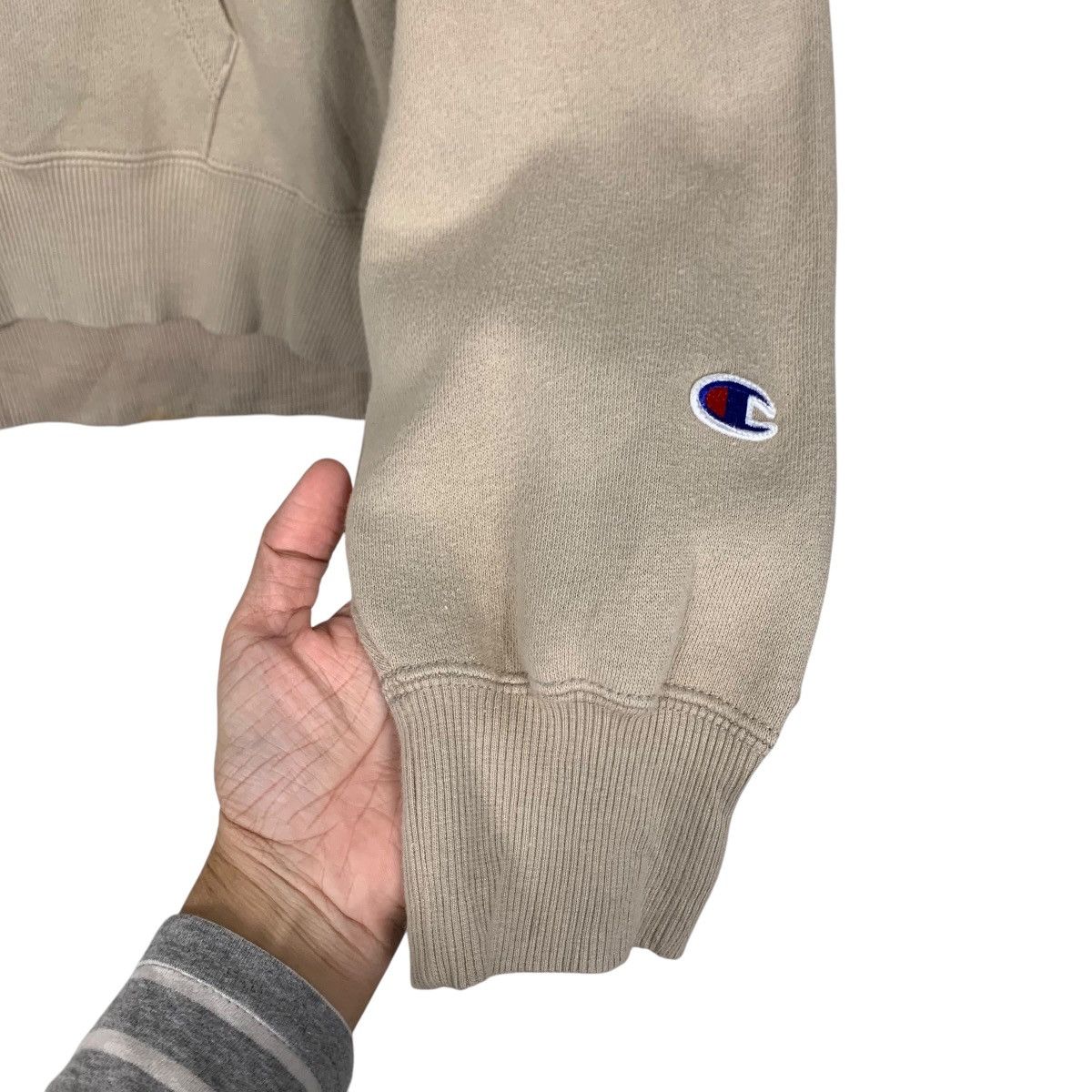 Champion CHAMPION Small Logo Pullover Hoodies Sweatshirt #1637-C73 Size US M / EU 48-50 / 2 - 12 Thumbnail