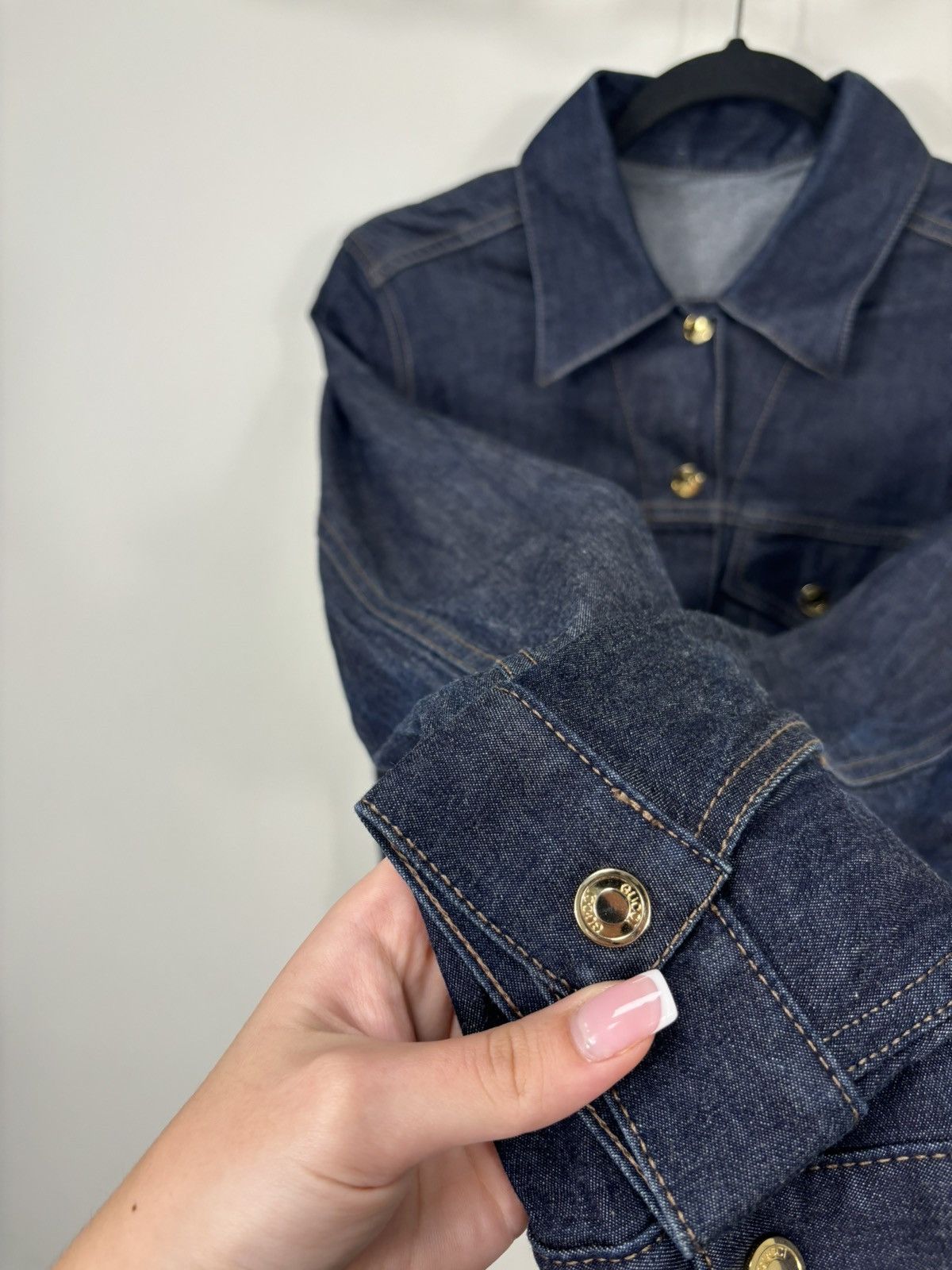 Gucci Vintage 90s Gucci Tom Ford Era Women’s Rare Denim Jacket Size M / US 6-8 / IT 42-44 - 10 Thumbnail