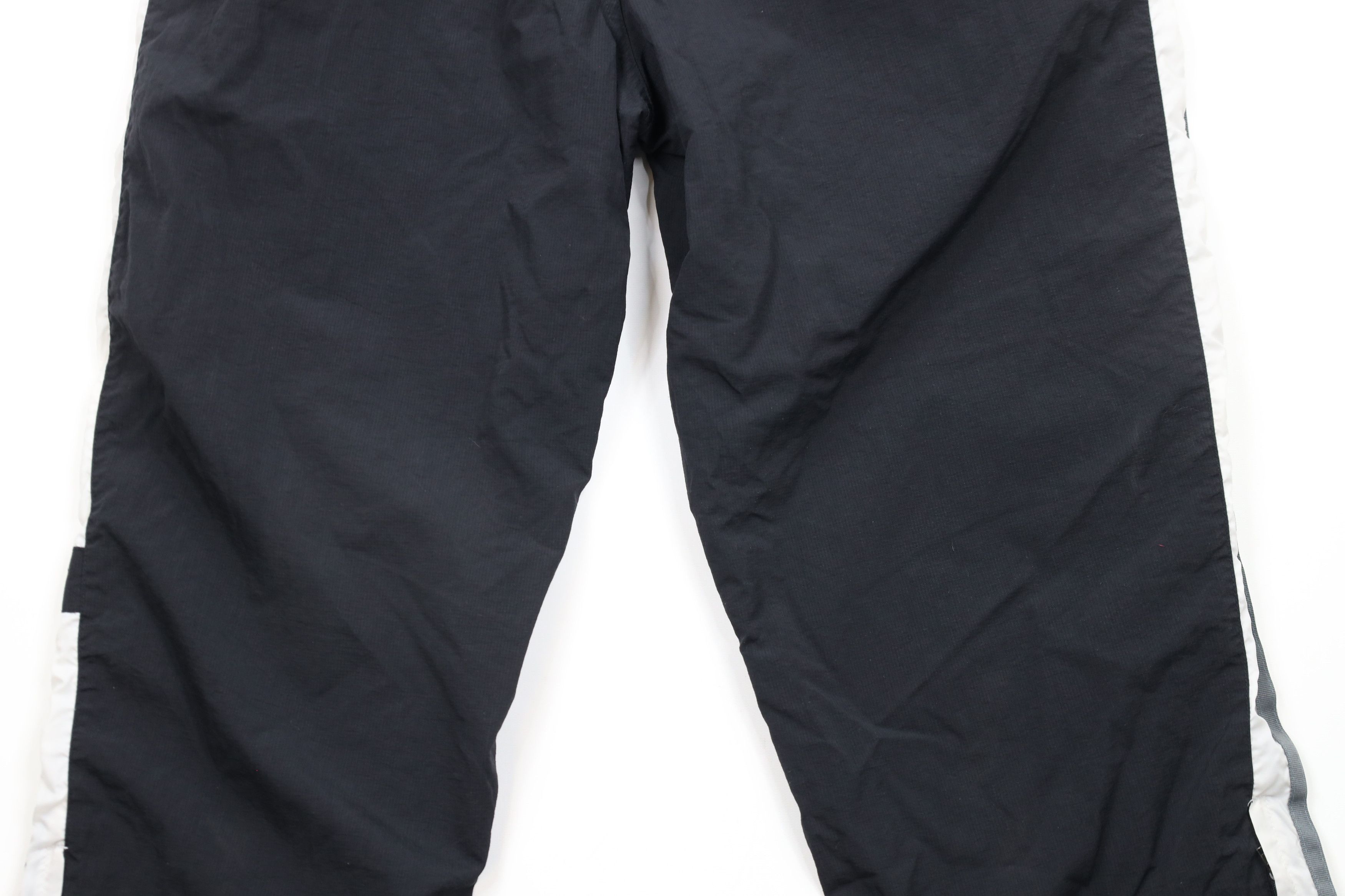 Reebok × Vintage Vintage 90s Reebok Lined Wide Leg Windbreaker Pants Black Size US 40 / EU 56 - 14 Thumbnail