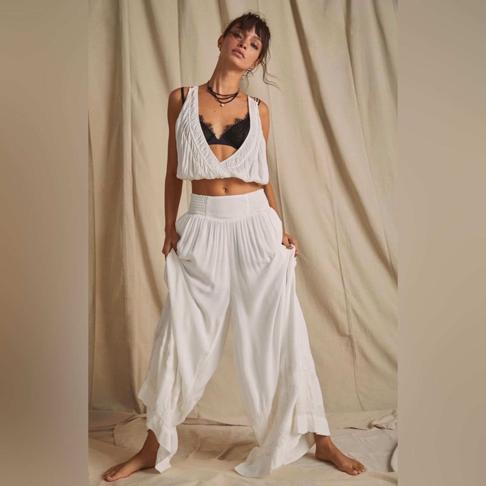 Free People 🎉LAST‎ PIECE🎉FREE PEOPLE Angie Wide Pants And VNeck TopSet Size 28" / US 6 / IT 42 - 11 Thumbnail
