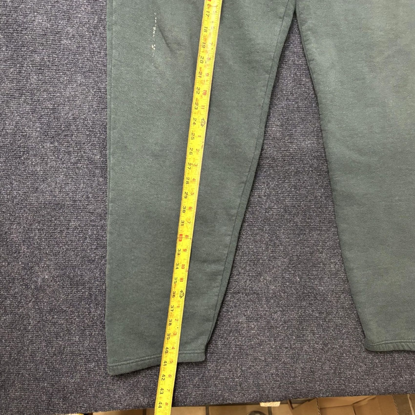 Wilson VINTAGE? No. Wilson Sweatpants Mens 2XL Green Fleece Joggers Elastic Waist Pockets Athletic Size US 39 - 4 Thumbnail