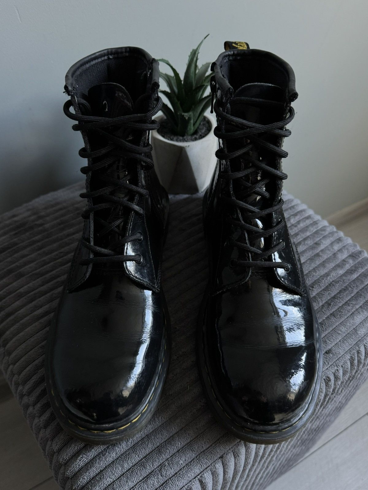 Dr. Martens Dr.Martens 1460 Patent Leather Lamper Boots Size US 8 / IT 38 - 6 Thumbnail