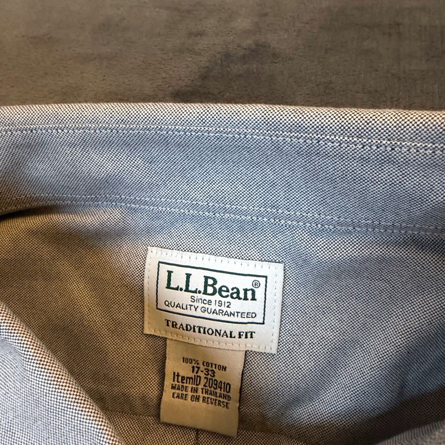 Vintage LL Bean Traditional Fit Oxford Shirt Mens 17-33 Blue Long Sleeve Cotton 209410 Size US XL / EU 56 / 4 - 2 Thumbnail