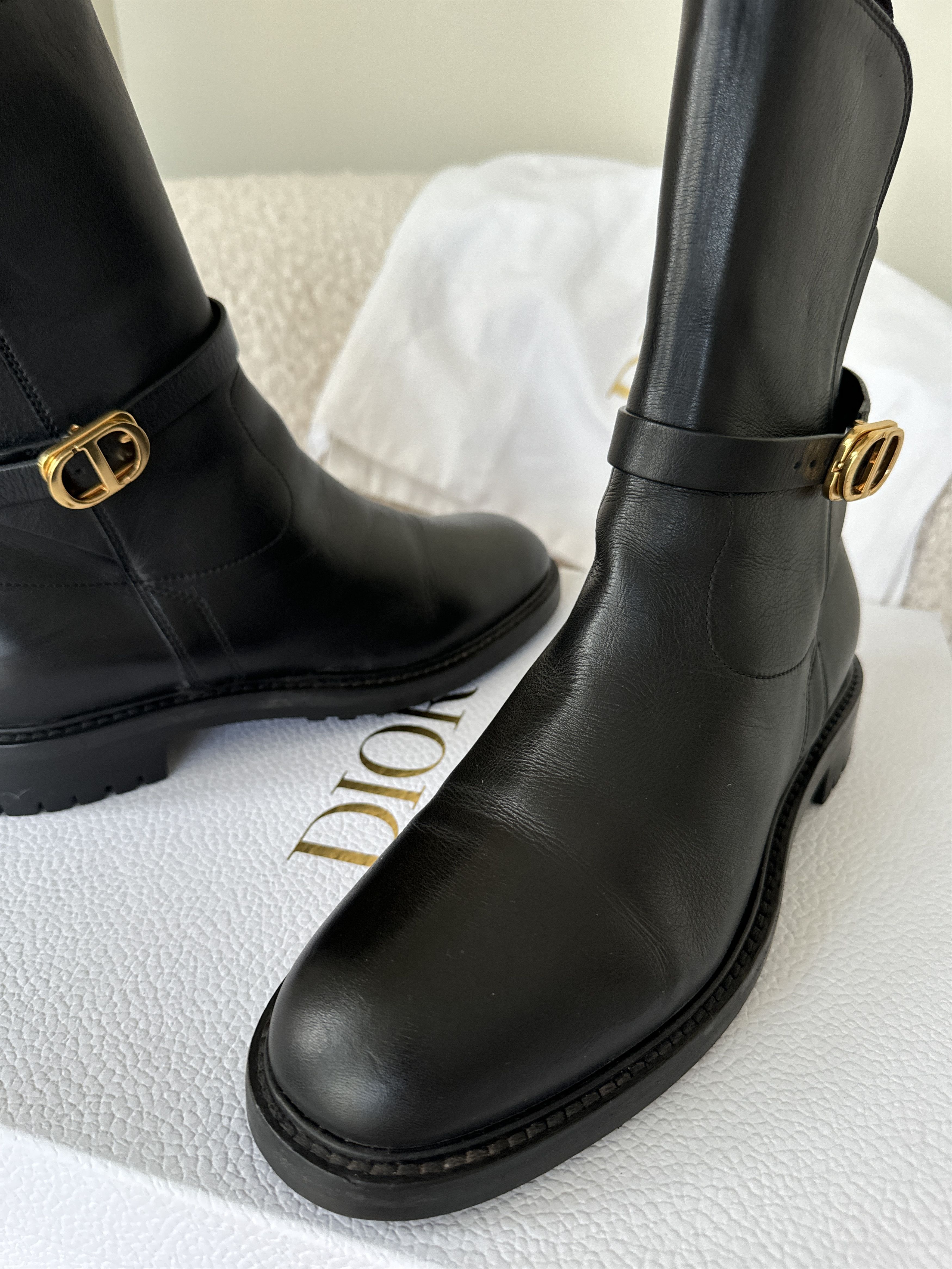 Dior Dior women ankle calfskin boots with CD signature buckle Size US 7.5 / IT 37.5 - 7 Thumbnail
