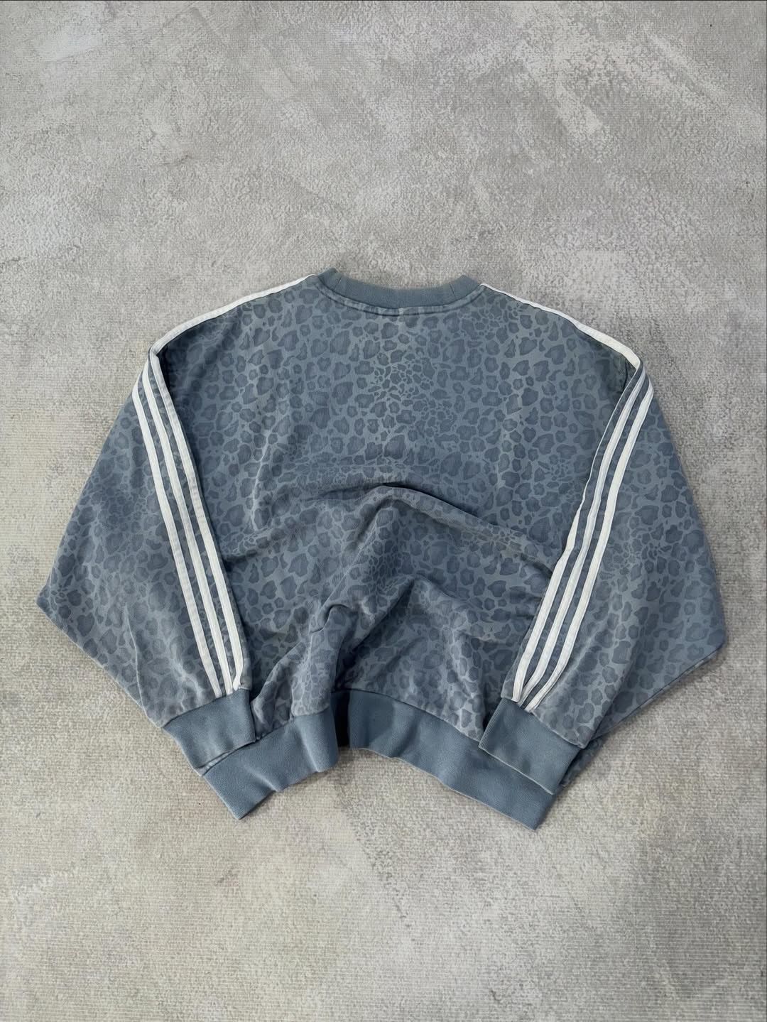 Adidas ADIDAS SMALL LOGO CENTER BLUE GREY WASHED LEOPARD SWEATSHIRT Size XS / US 0-2 / IT 36-38 - 6 Thumbnail