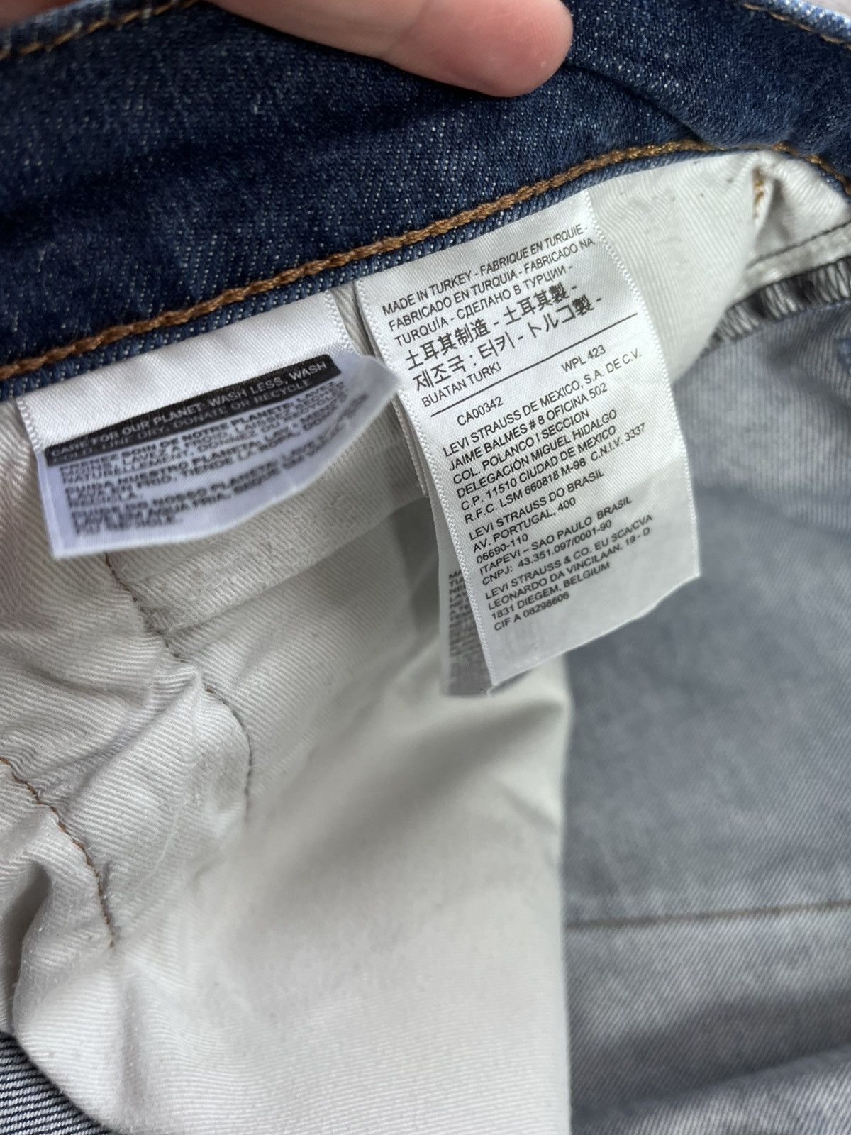 Levi's Vintage Levi's Engineered Vintage Twisted Jeans Size 34 Size US 34 / EU 50 - 6 Thumbnail