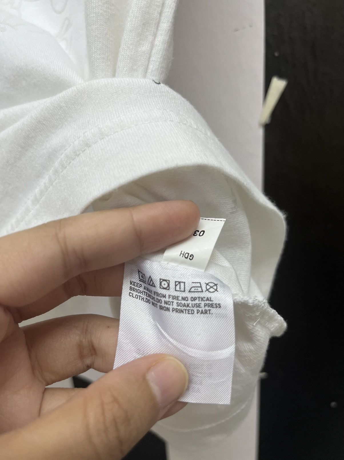Takashi Murakami × Uniqlo Billie Eilish X Takashi Murakami X UNIQLO White T-Shirt S Size US XS / EU 42 / 0 - 7 Thumbnail