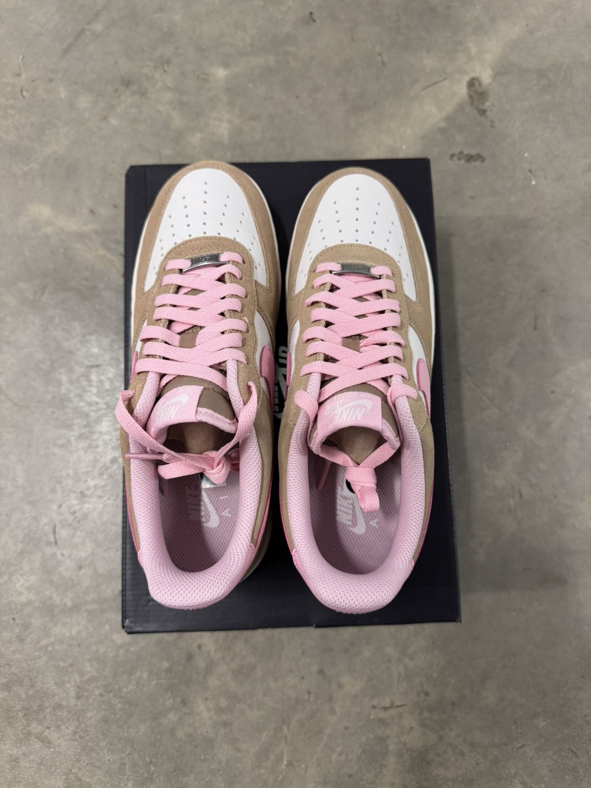 Nike Nike Air Force 1 Low ‘07 LV8 Hemp Pink Size 10.5 Size US 10.5 / EU 43-44 - 4 Thumbnail