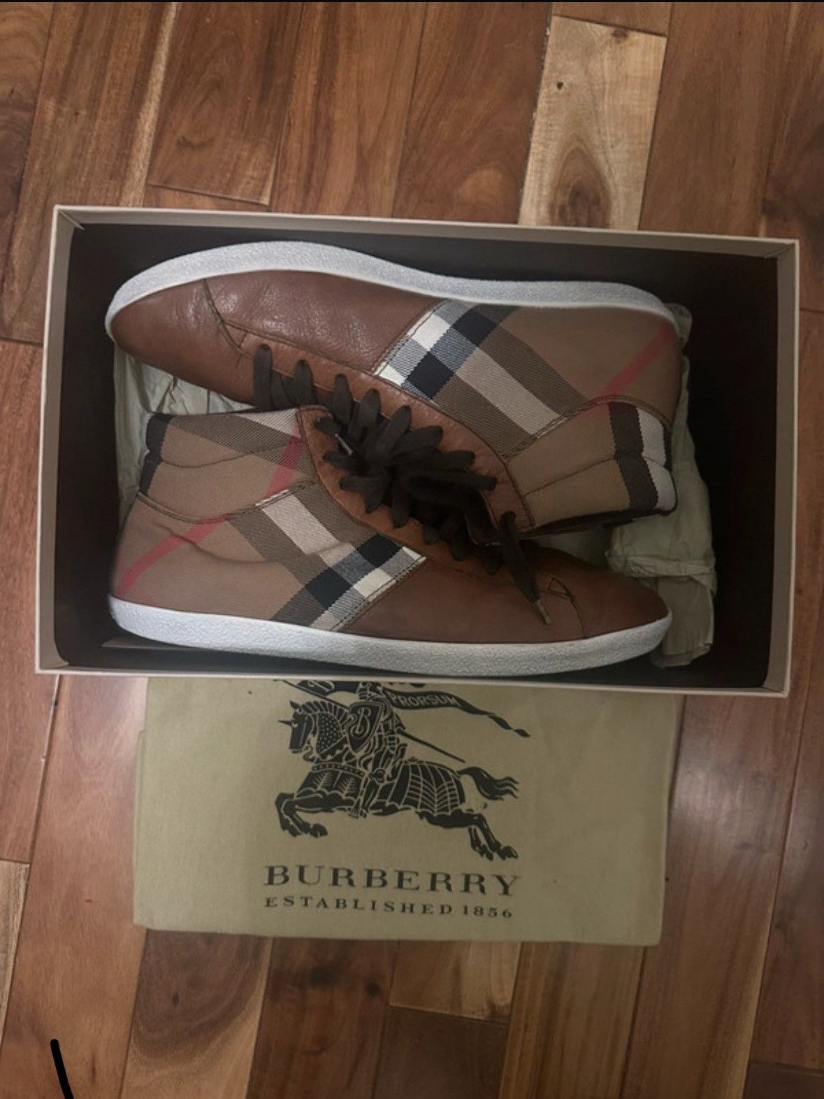 Burberry Burberry Canvas Size US 9 / EU 42 - 1 Thumbnail