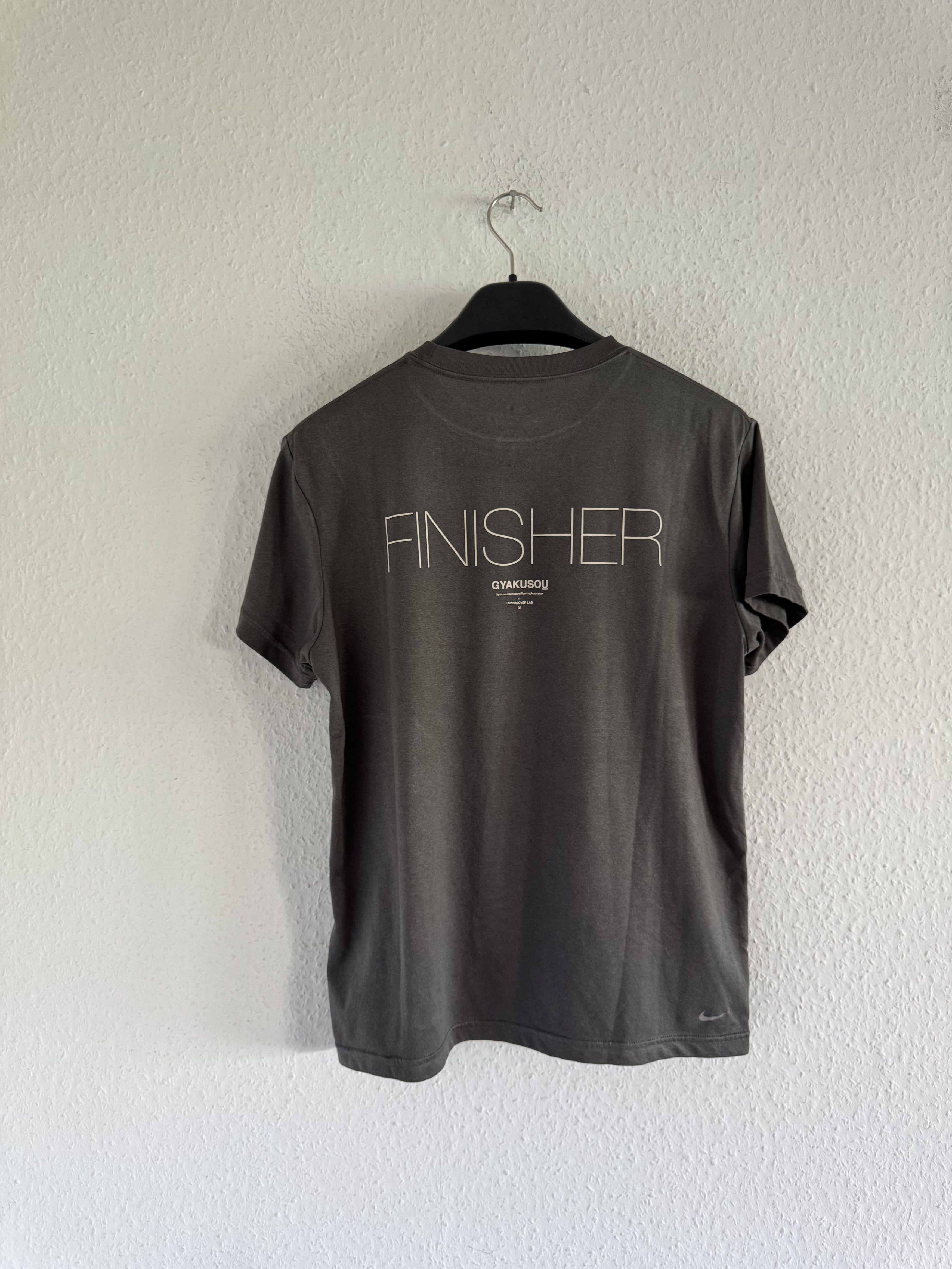 Nike × Undercover Gyakusou “Gira City Marathon” Finisher Dri-Fit T-Shirt Size US XL / EU 56 / 4 - 6 Thumbnail