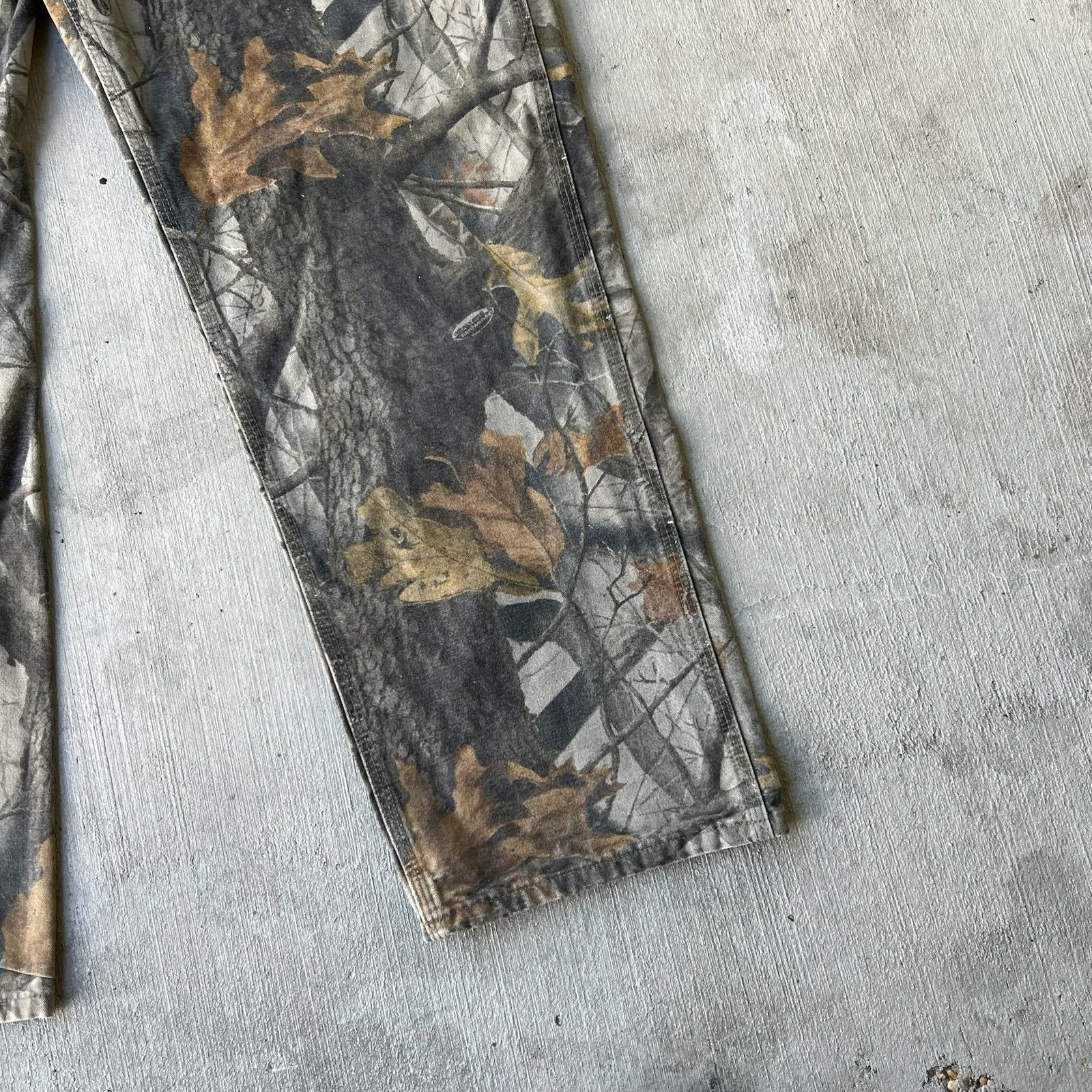 Carhartt × Vintage Carhartt realtree camo work wear carpenter pants Size US 40 / EU 56 - 6 Thumbnail