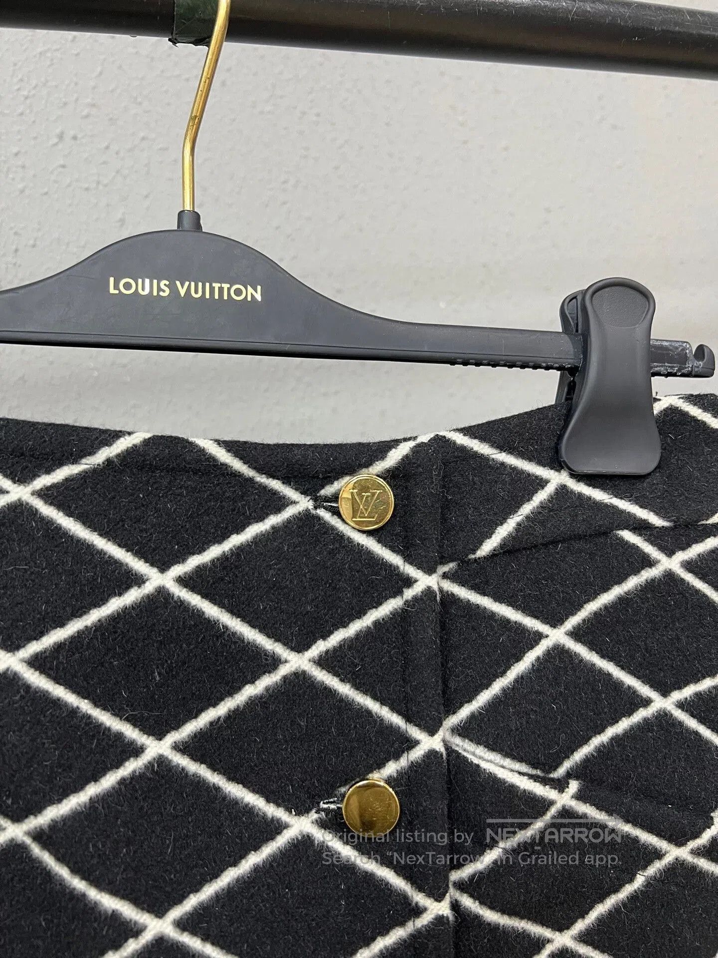 Louis Vuitton LV Checkered Cashmere Short Skirt. Size 33" - 3 Thumbnail