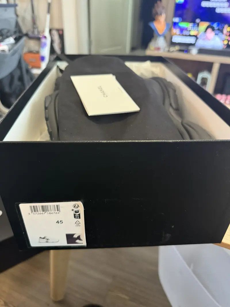 Chanel Chanel Black&White Sneaker Size US 11.5 / EU 44-45 - 7 Thumbnail