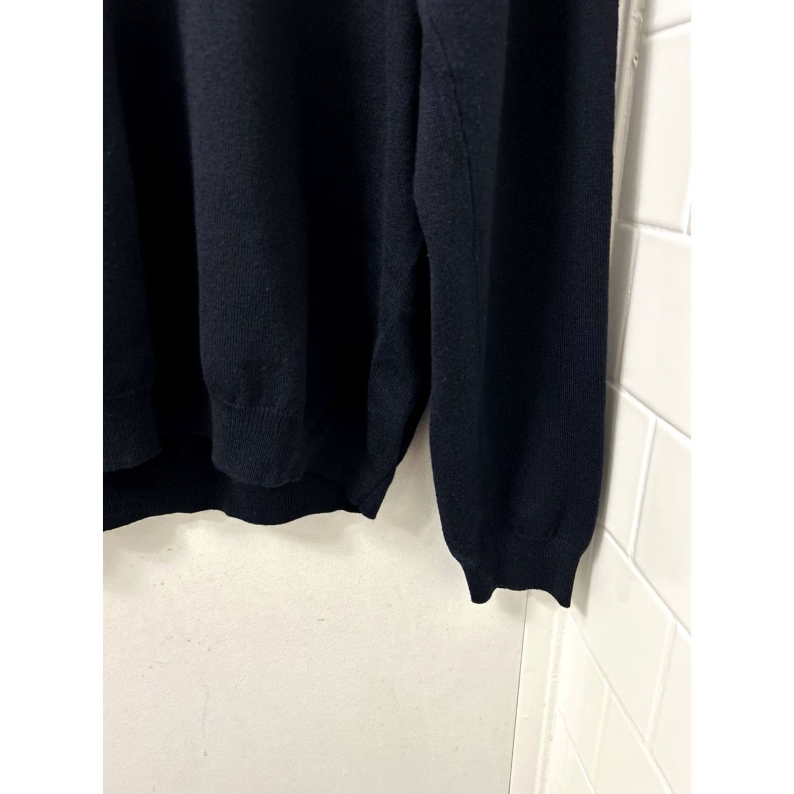 Brooks Brothers Brooks Brothers Sweater V-Neck Pullover Mens Large Navy Blue Merino Wool Stretch Pullover Size US L / EU 52-54 / 3 - 5 Thumbnail