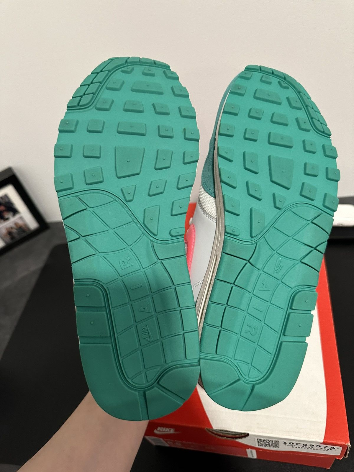 Nike Air max 1 watermelon Size US 8.5 / EU 41-42 - 7 Thumbnail