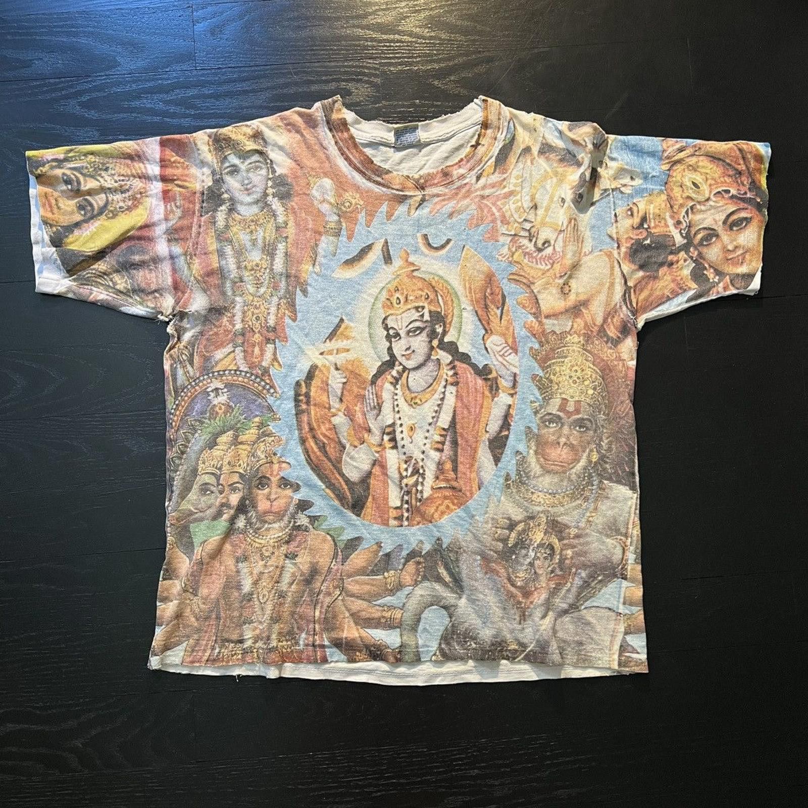 Vintage Vintage Hindu Gods All Over Print Tee Shirt Size US L / EU 52-54 / 3 - 1 Thumbnail