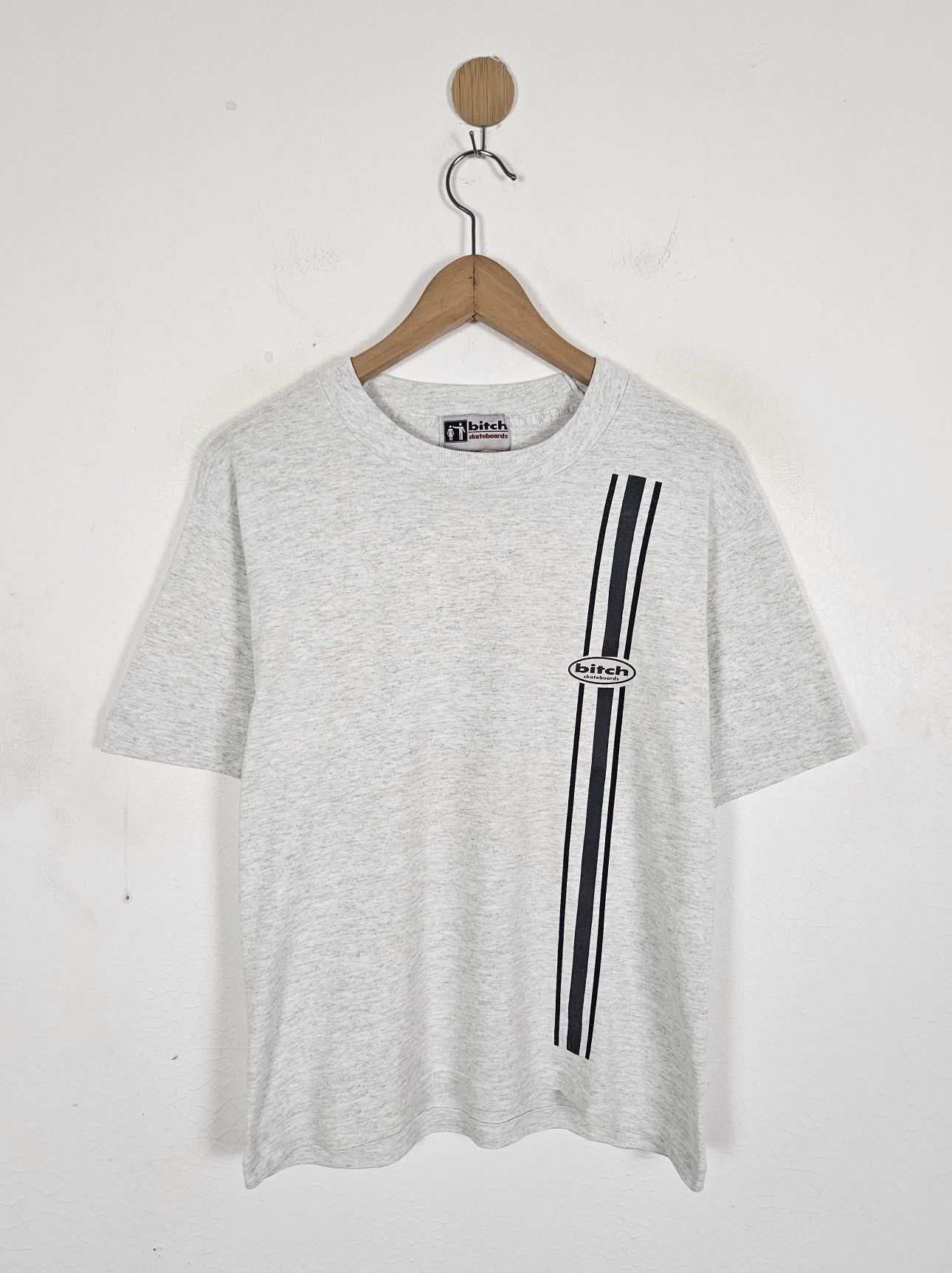 Hook-Ups Vintage Bitch Skateboard Streetwear 90s shirt Size US M / EU 48-50 / 2 - 1 Thumbnail