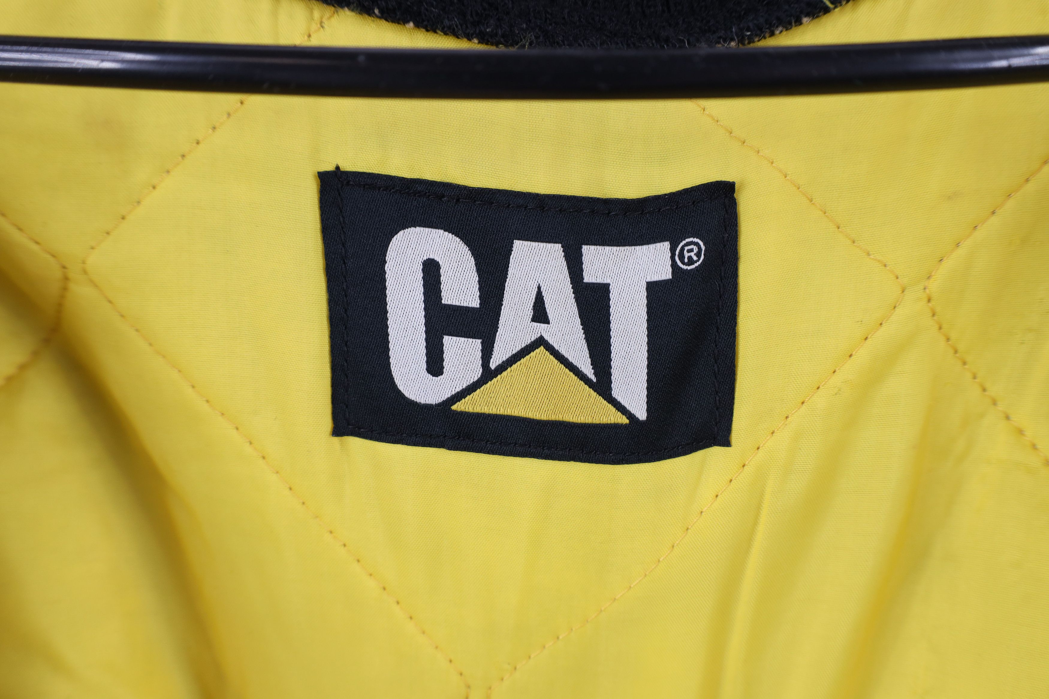 Caterpillar × Vintage Vintage 90s Cat Caterpillar Quilted Canvas Chore Barn Jacket Size US XL / EU 56 / 4 - 10 Thumbnail
