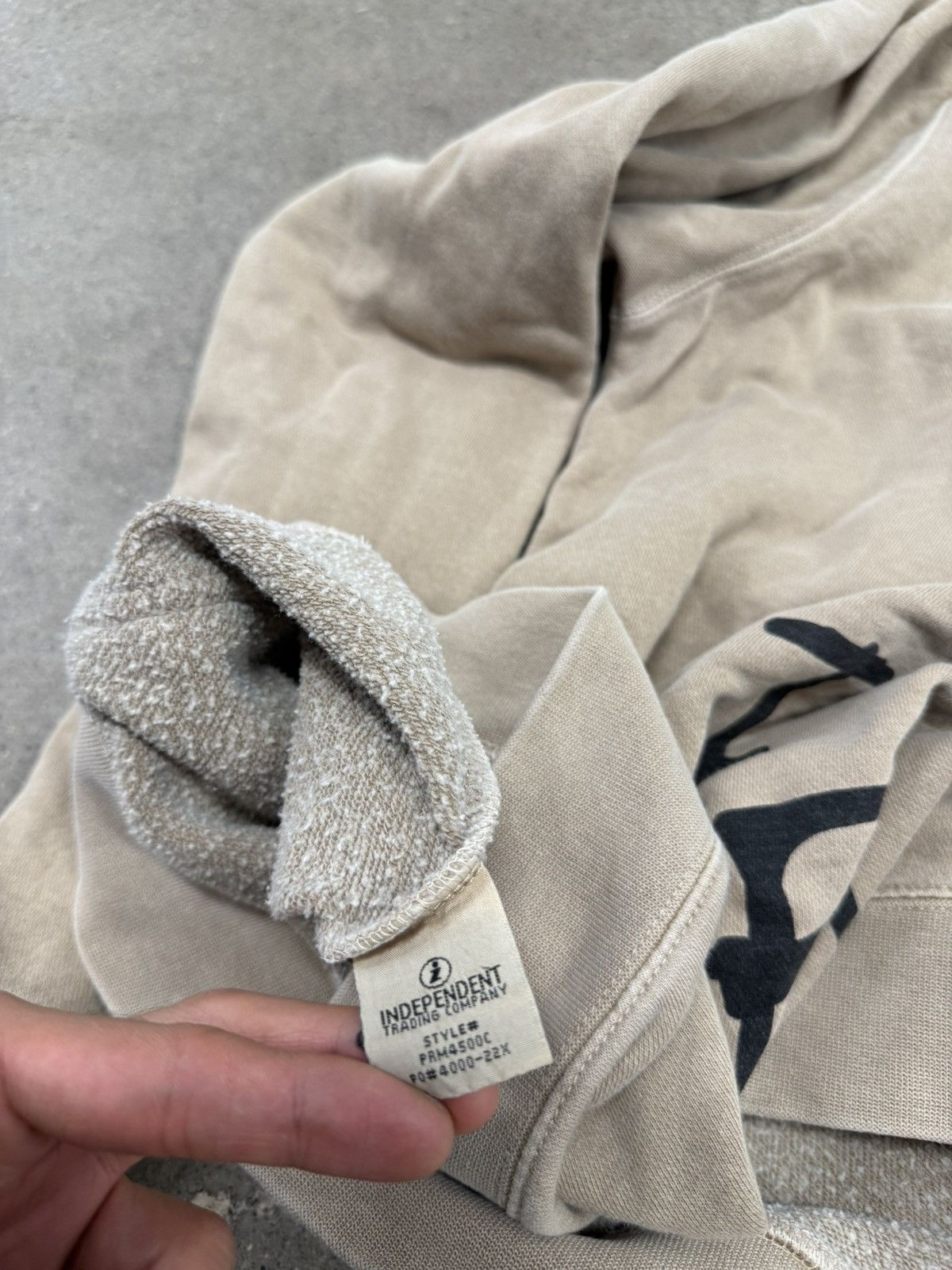 Travis Scott RARE TRAVIS SCOTT LOOK MOM I CAN FLY HOODIE Size US M / EU 48-50 / 2 - 6 Thumbnail
