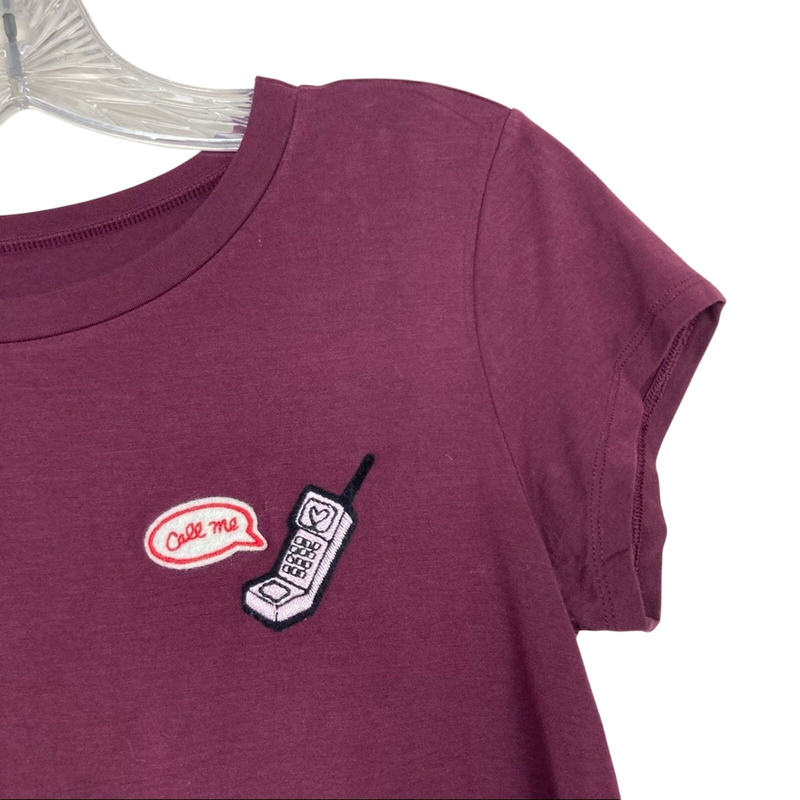 American Eagle Outfitters American Eagle Soft & Sexy Maroon Call me T Shirt Sz S Size S / US 4 / IT 40 - 2 Thumbnail