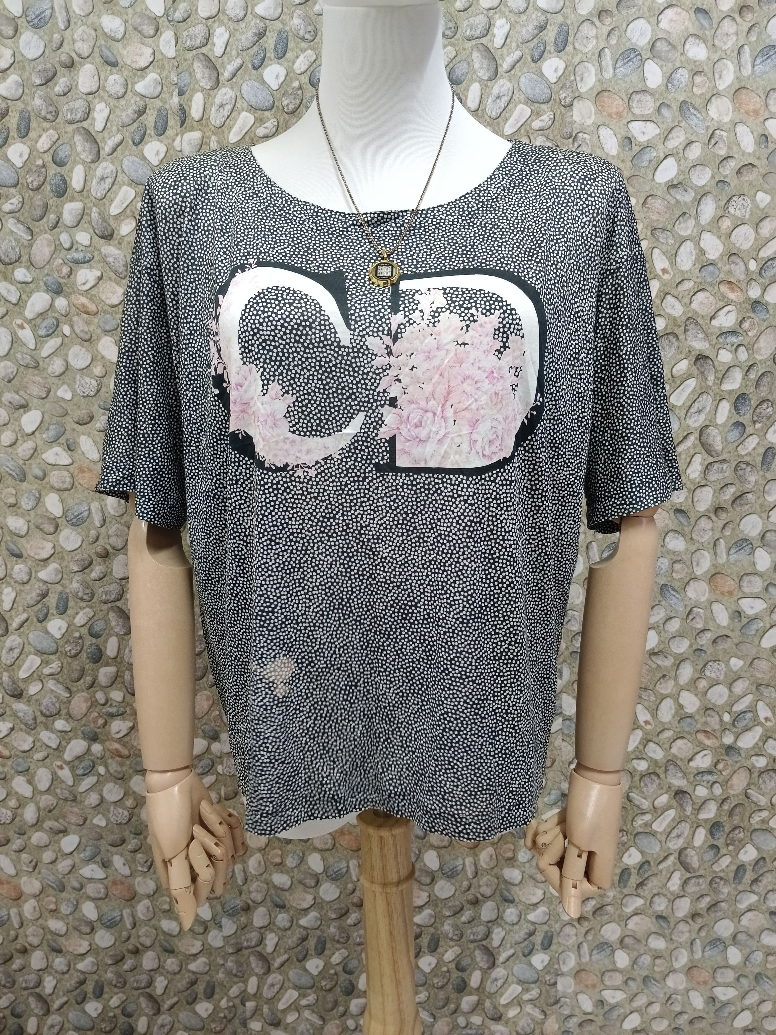Dior CHRISTIAN DIOR CD FLORAL SPELLOUT Size M / US 6-8 / IT 42-44 - 1 Thumbnail