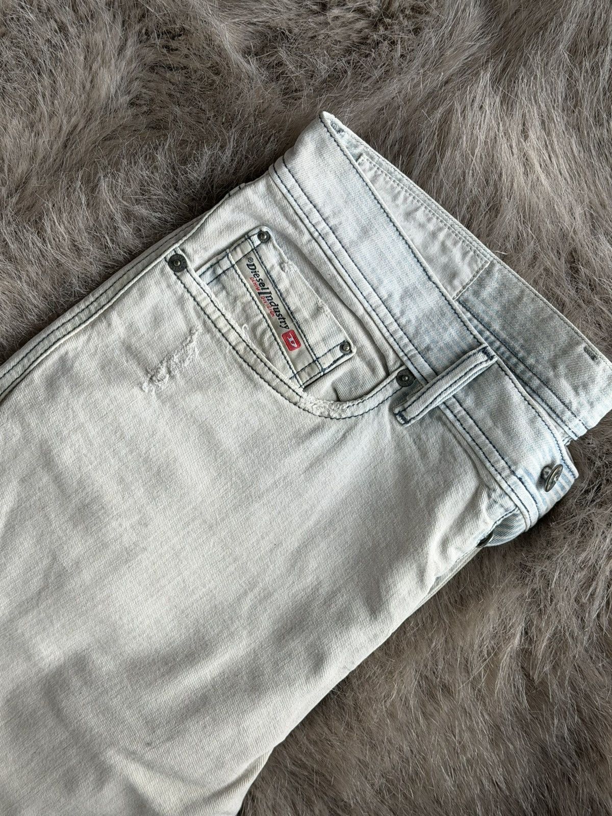 Diesel Diesel Tepphar Slim Fit Jeans – W31 L Size US 31 - 1 Thumbnail