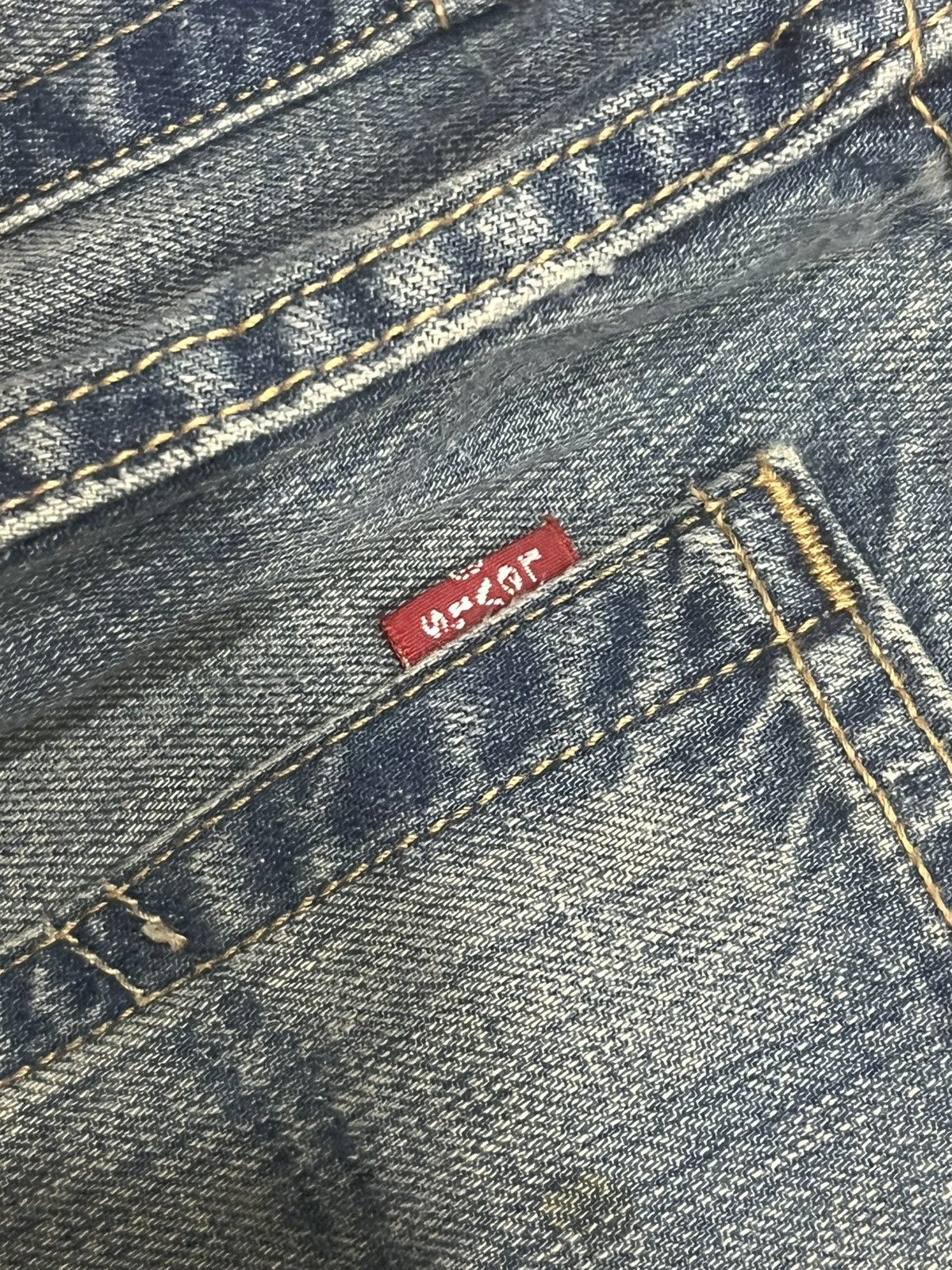 Levi's Vintage y2k Levi’s 501 Blue Washed Distressed Blowout Jeans Size US 32 / EU 48 - 11 Thumbnail