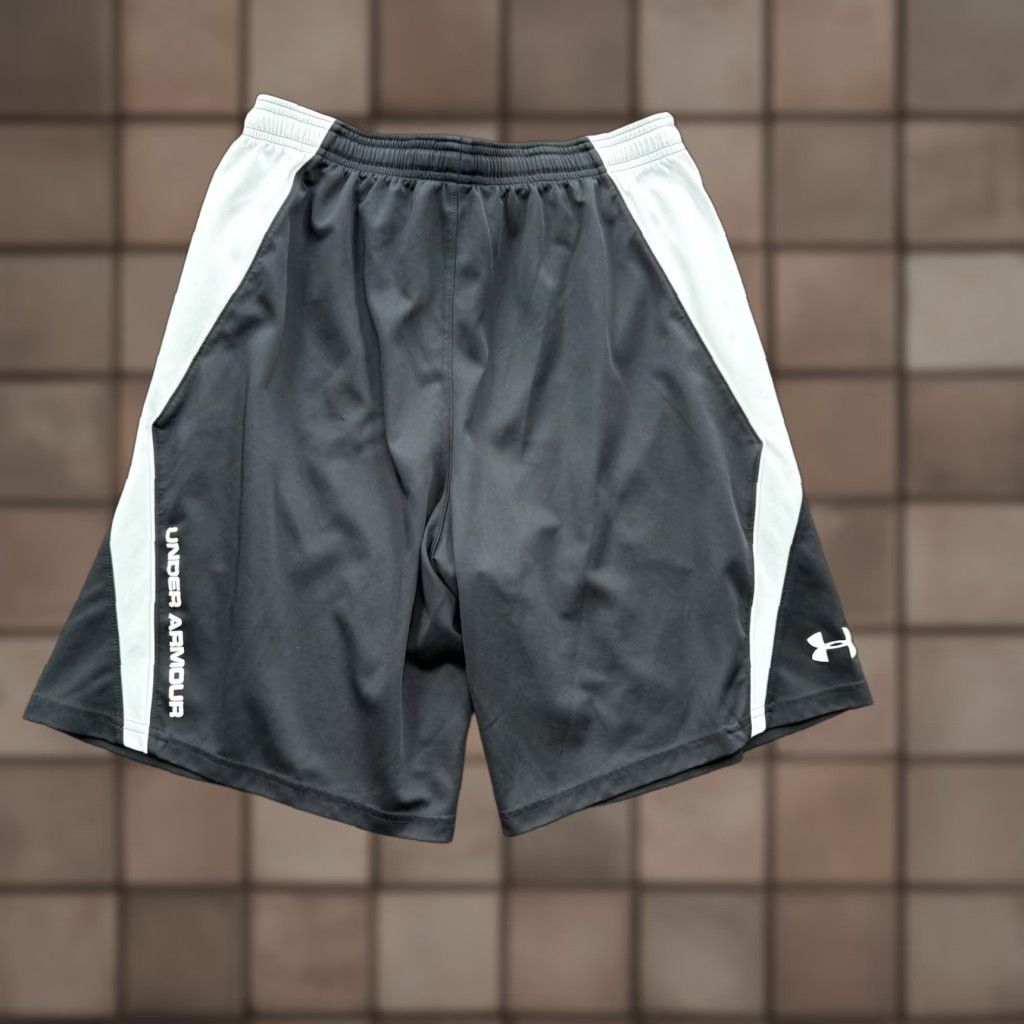 Under Armour Under Armour Shorts Men M Black Polyester Gym Training Workout Drawstring Size US 31 - 1 Thumbnail