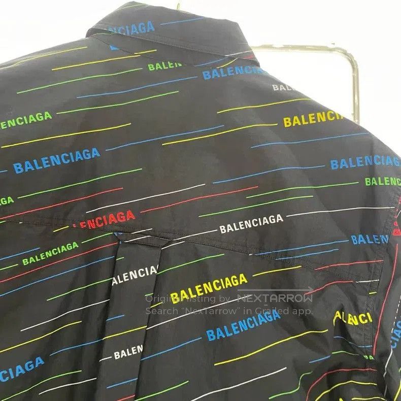 Balenciaga Balenciaga Black Printed Short Sleeve Coat. Size US S / EU 44-46 / 1 - 3 Thumbnail