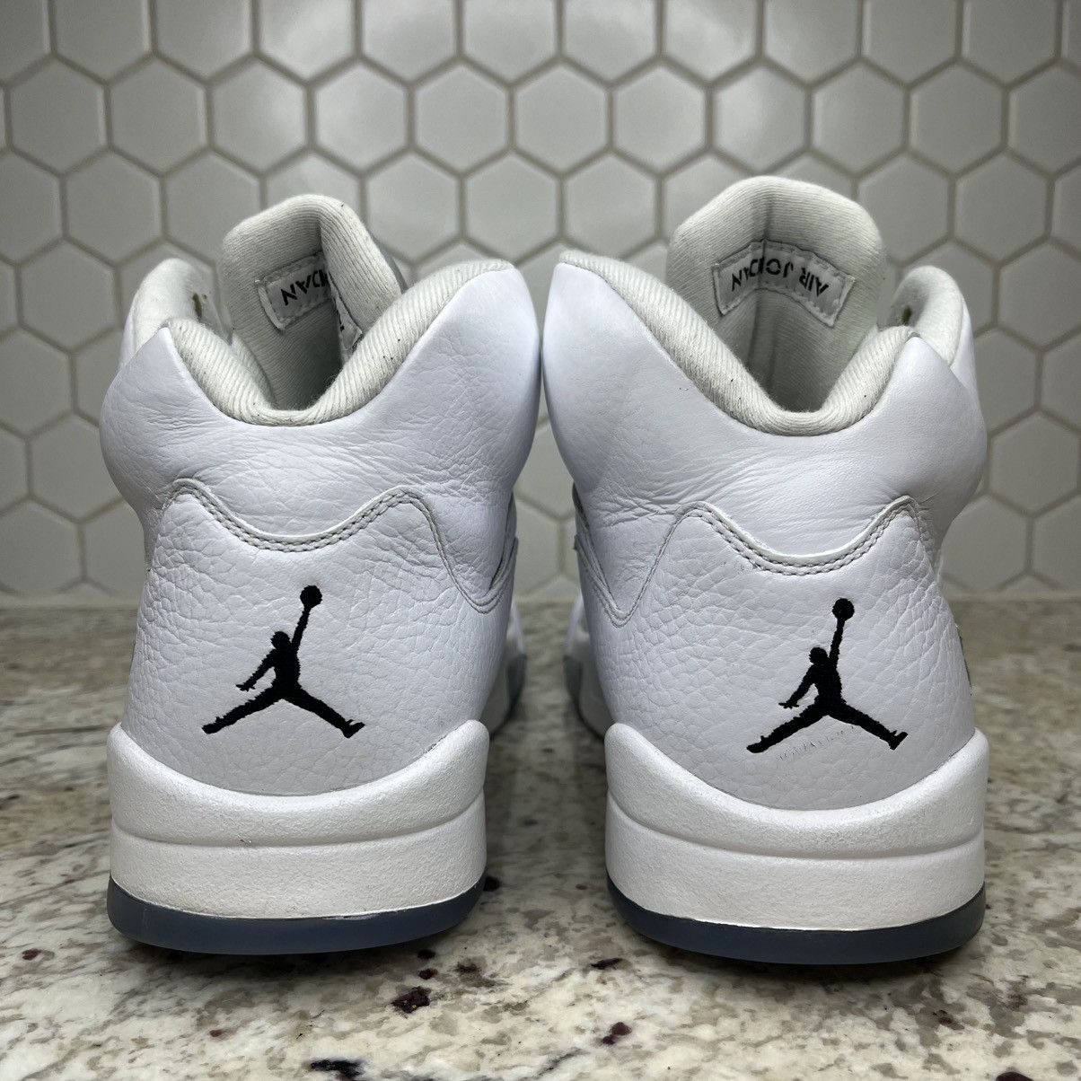 Jordan Brand Size 11 - Air Jordan 5 Retro 2015 White Metallic CLEAN W/Box Size US 11 / EU 44 - 8 Thumbnail