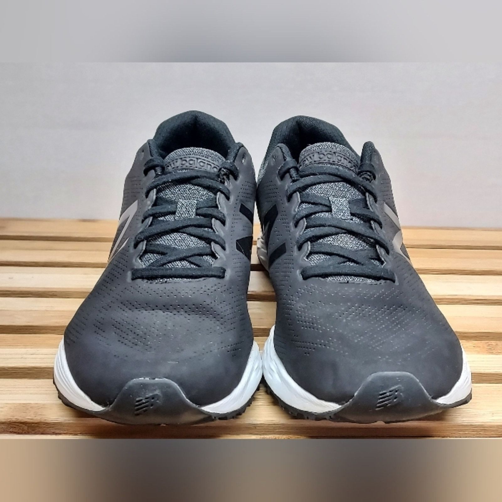 New Balance New Balance Womens Black ROAV Arishi Athletic Shoes Size 9 Size US 9 / IT 39 - 5 Thumbnail