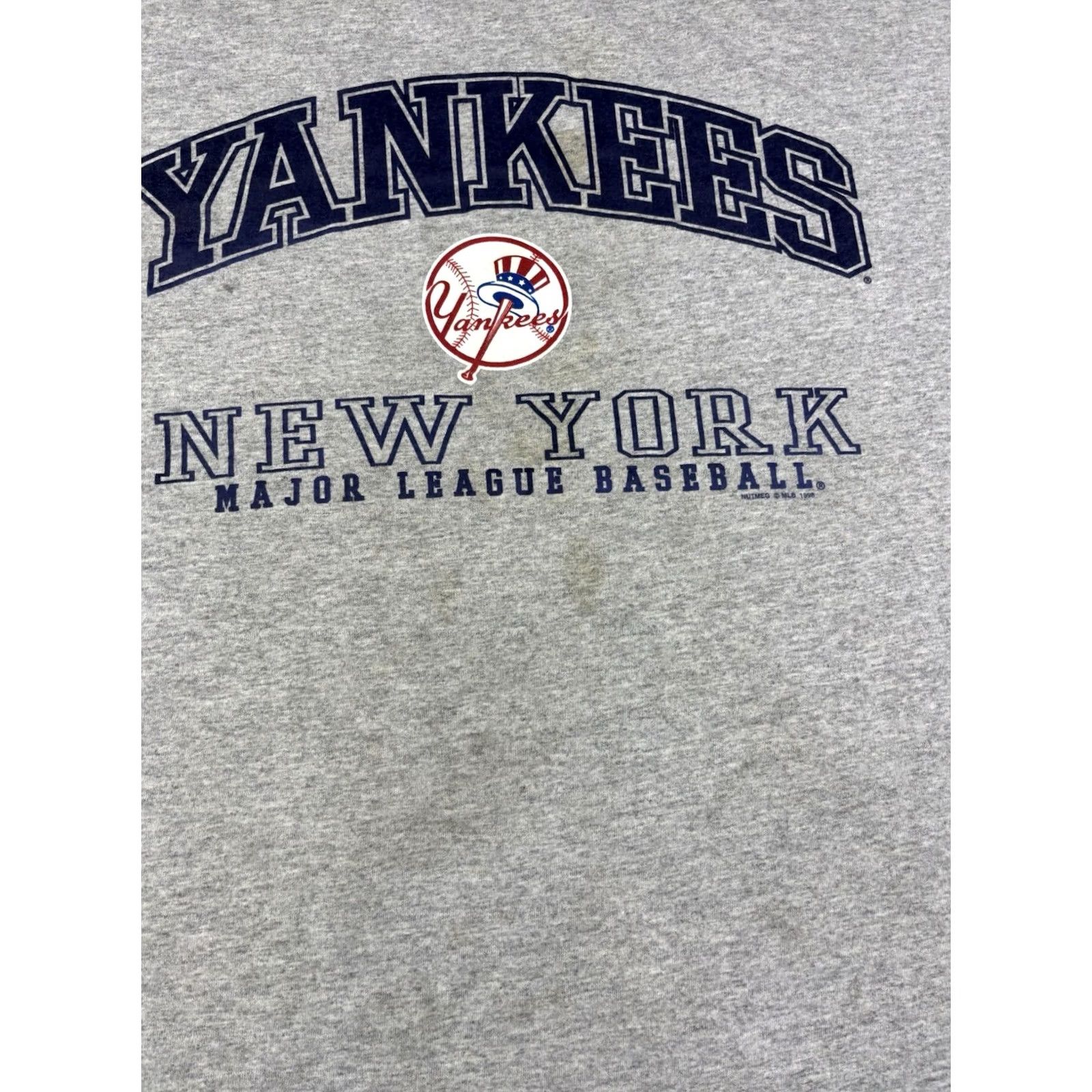Lee VINTAGE New York Yankees Lee Sport T Shirt Grey 2XL Mens Crew Neck Short Sleeve Graphic Print 90s Vintage Sports Classic Size US XXL / EU 58 / 5 - 4 Thumbnail