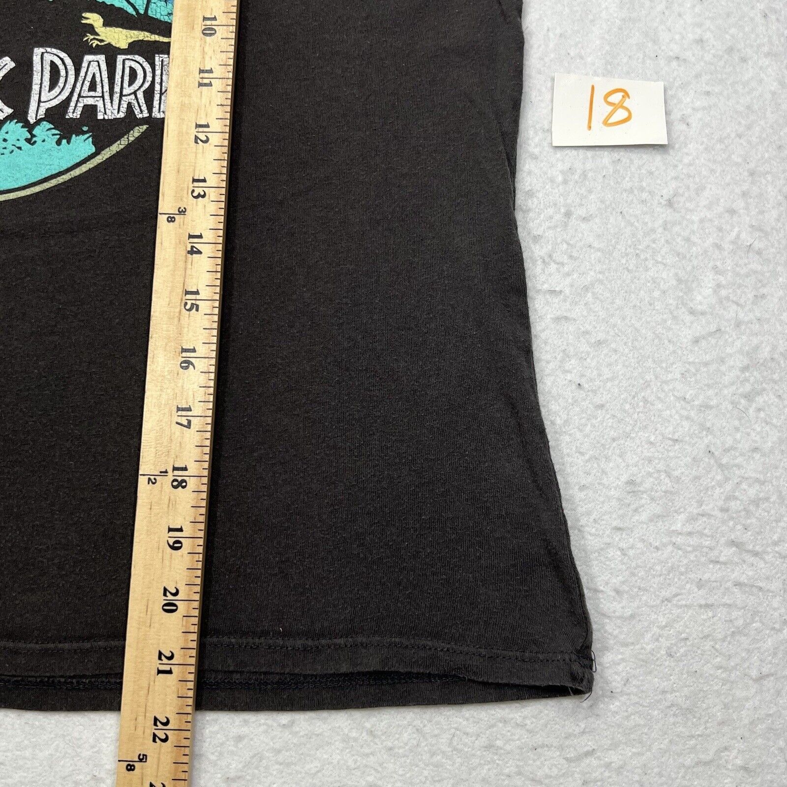 Universal Studios Jurassic World Crop Top Colorful Logo Graphic T Shirt Size M / US 6-8 / IT 42-44 - 8 Thumbnail
