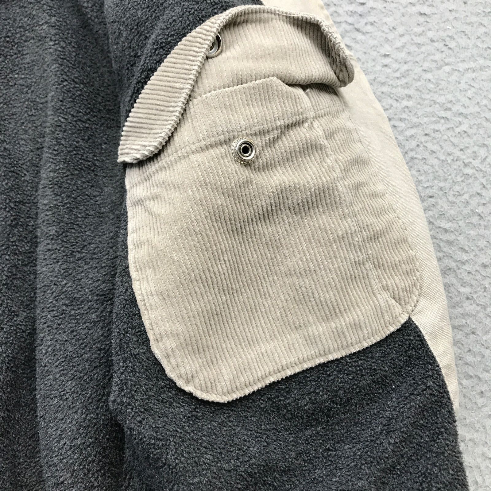 Old Navy Vintage Old Navy Painters Corduroy Jacket Mens M Tan Barn Size US M / EU 48-50 / 2 - 10 Thumbnail