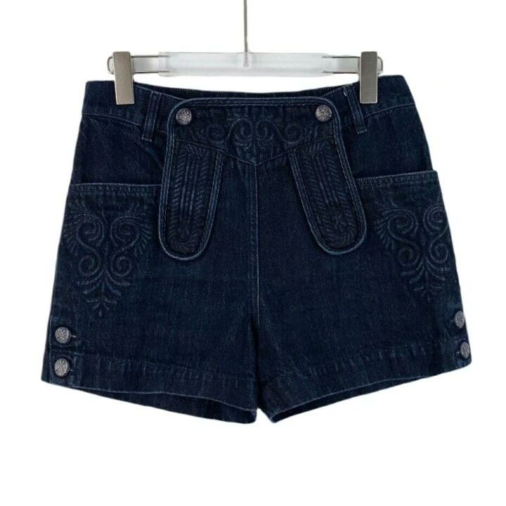 Chanel Chanel Embroidered Denim Shorts Size 36" / US 14 / IT 50 - 1 Thumbnail