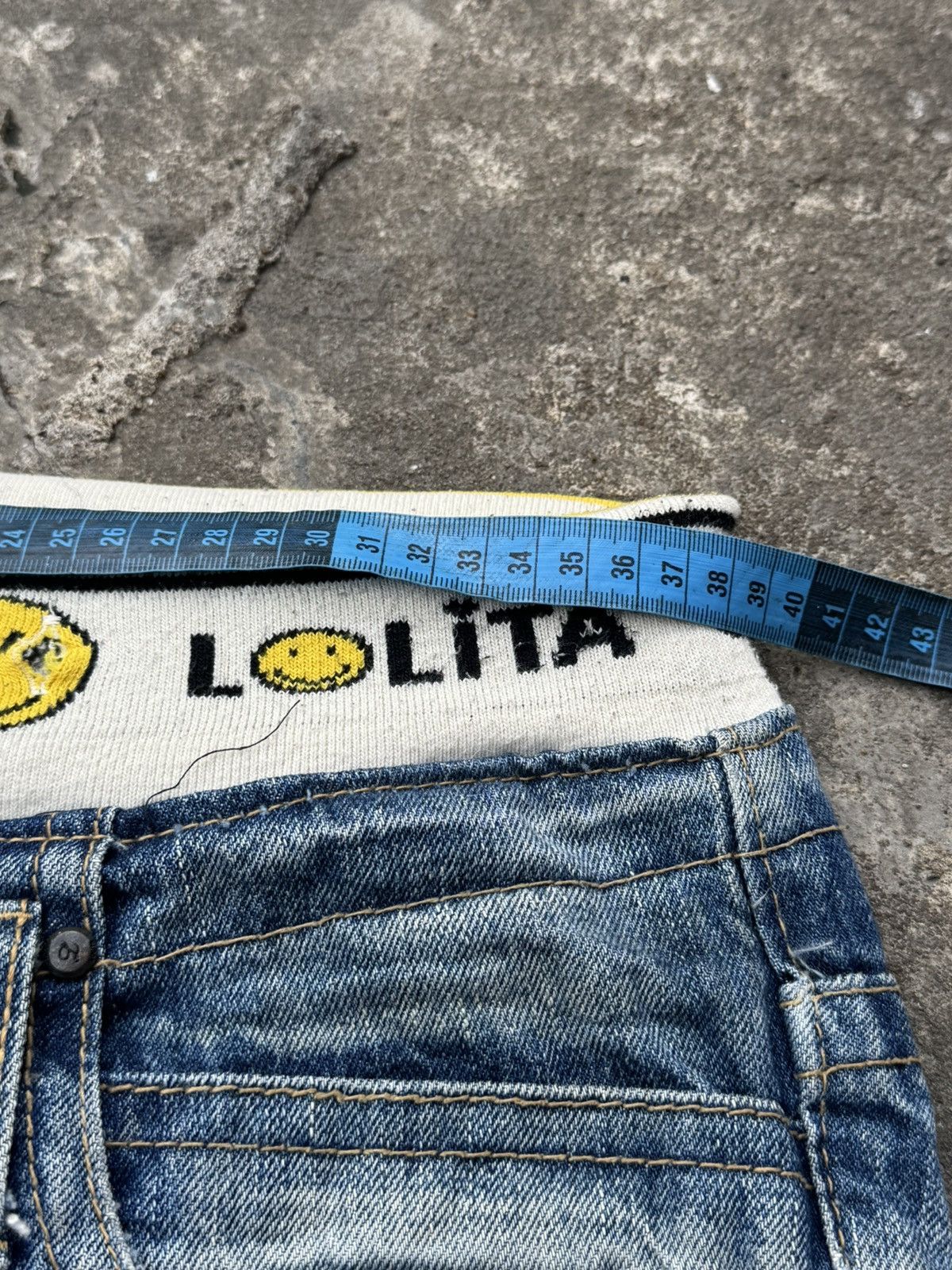 Hysteric Glamour Yoshitomo Nara Lolita Smile Jeans Archived Size US 28 / EU 44 - 7 Thumbnail