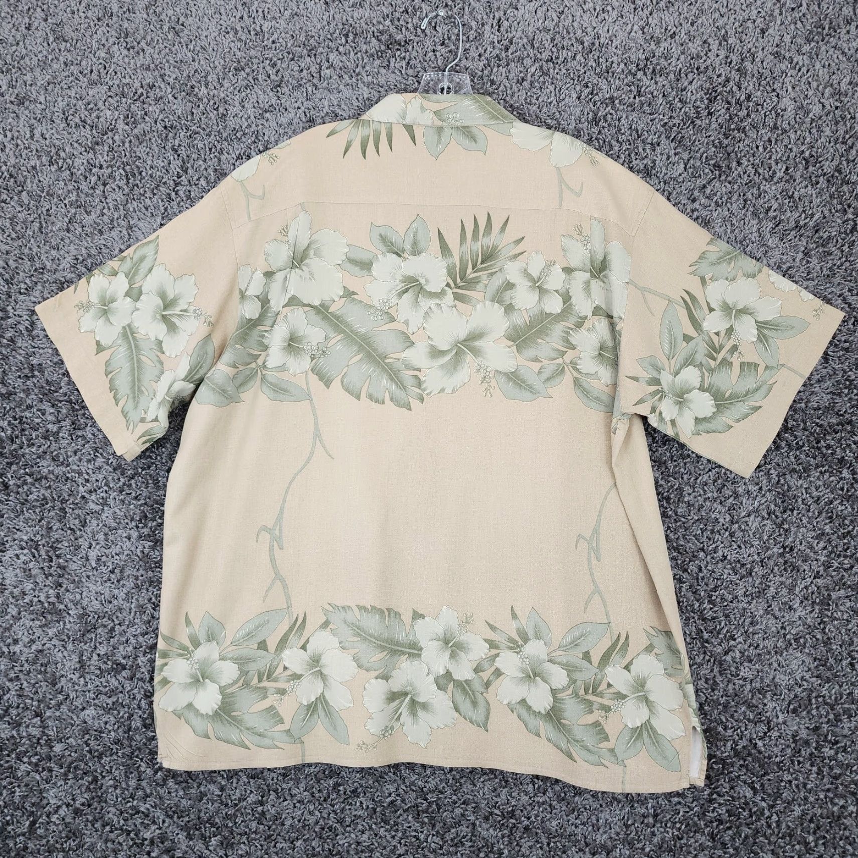 Van Heusen VINTAGE Van Heusen Hawaiian Button-Up Shirt Adult XL Beige Short Sleeve Silk Mens Size US 36 / EU 52 - 6 Thumbnail
