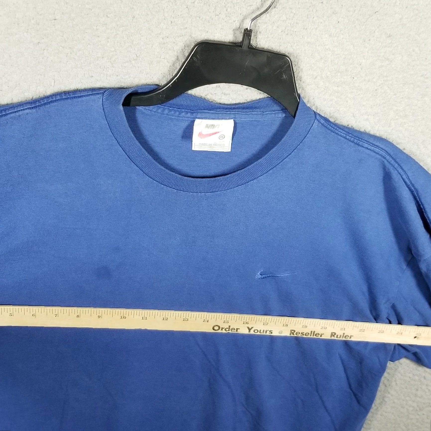 Nike VINTAGE Nike T-Shirt Men XL Blue Short Sleeve Crew Neck Cotton Solid 90s Athletic Streetwear Size US XL / EU 56 / 4 - 6 Thumbnail