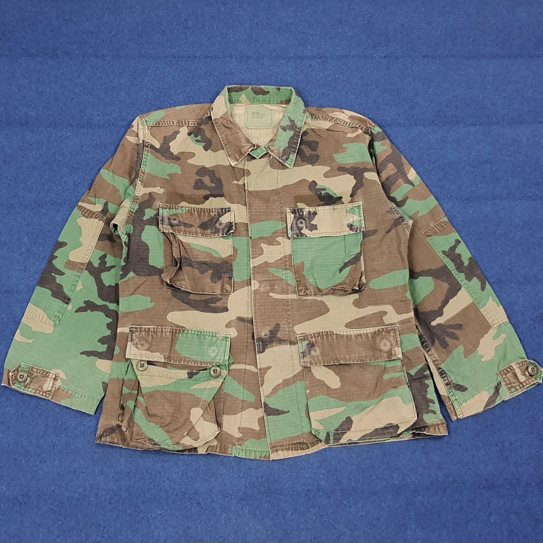 Vintage Vintage 90s US Military Camo Jacket Custom Logo C278N15 Size US M / EU 48-50 / 2 - 3 Thumbnail