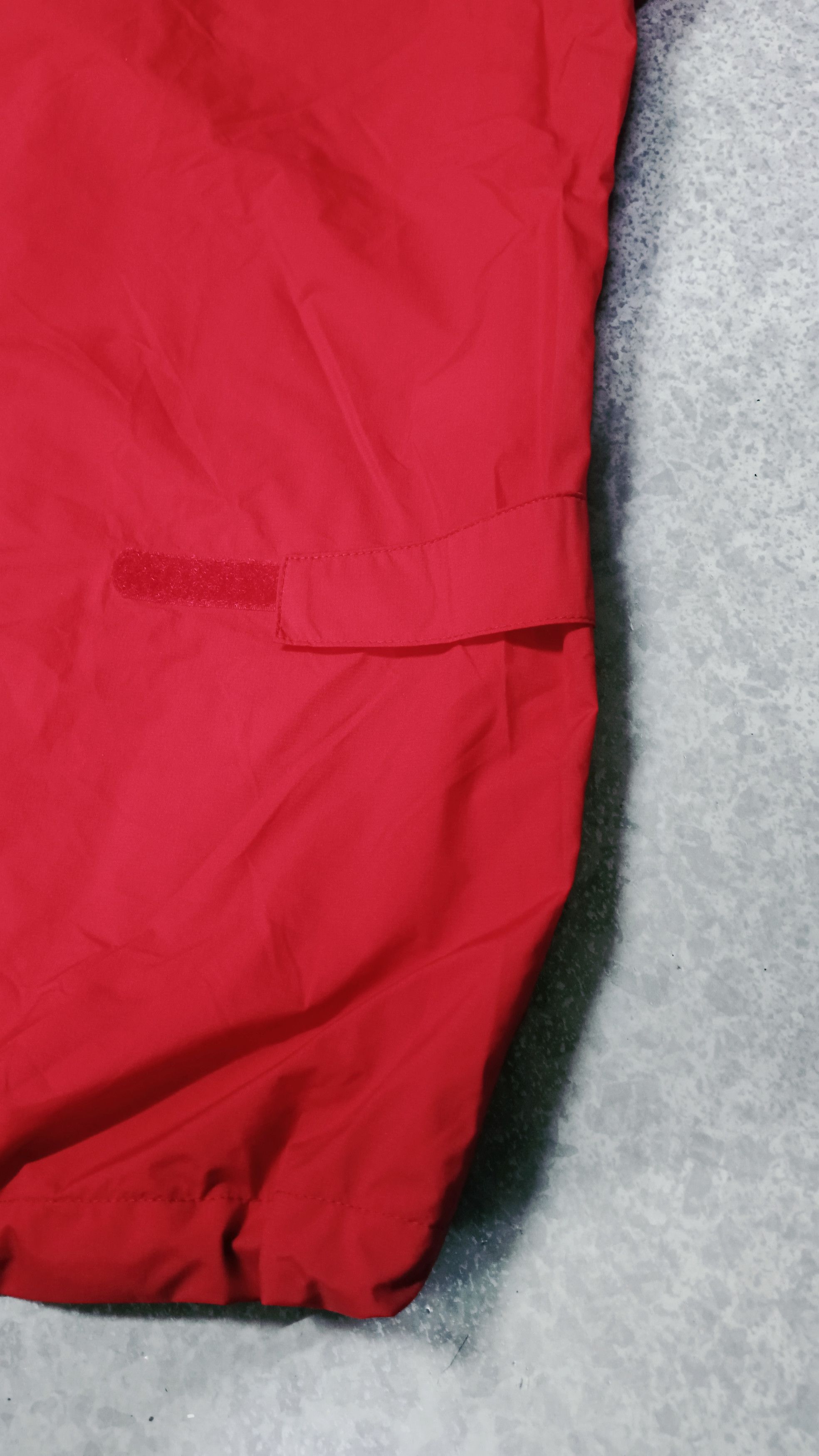 Other Taylor Made Water Resistant Windbreaker Size US L / EU 52-54 / 3 - 7 Thumbnail