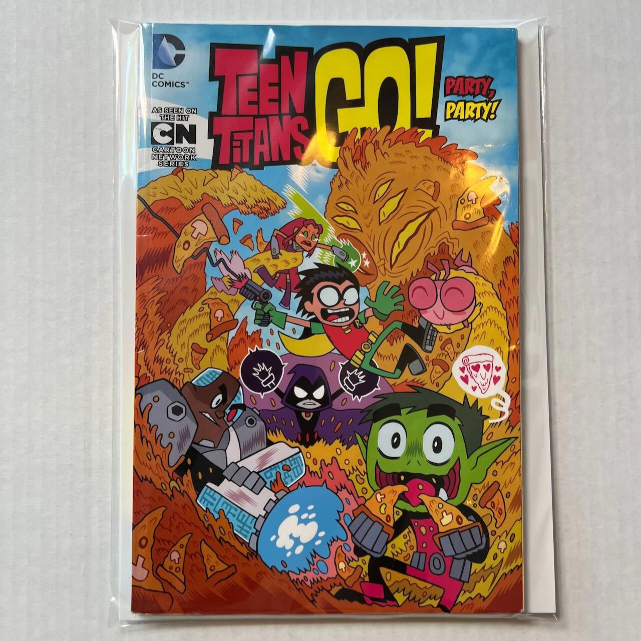 DC Comics DC Comics Teen Titans Go! Party, Party! Excellent Size ONE SIZE - 1 Thumbnail