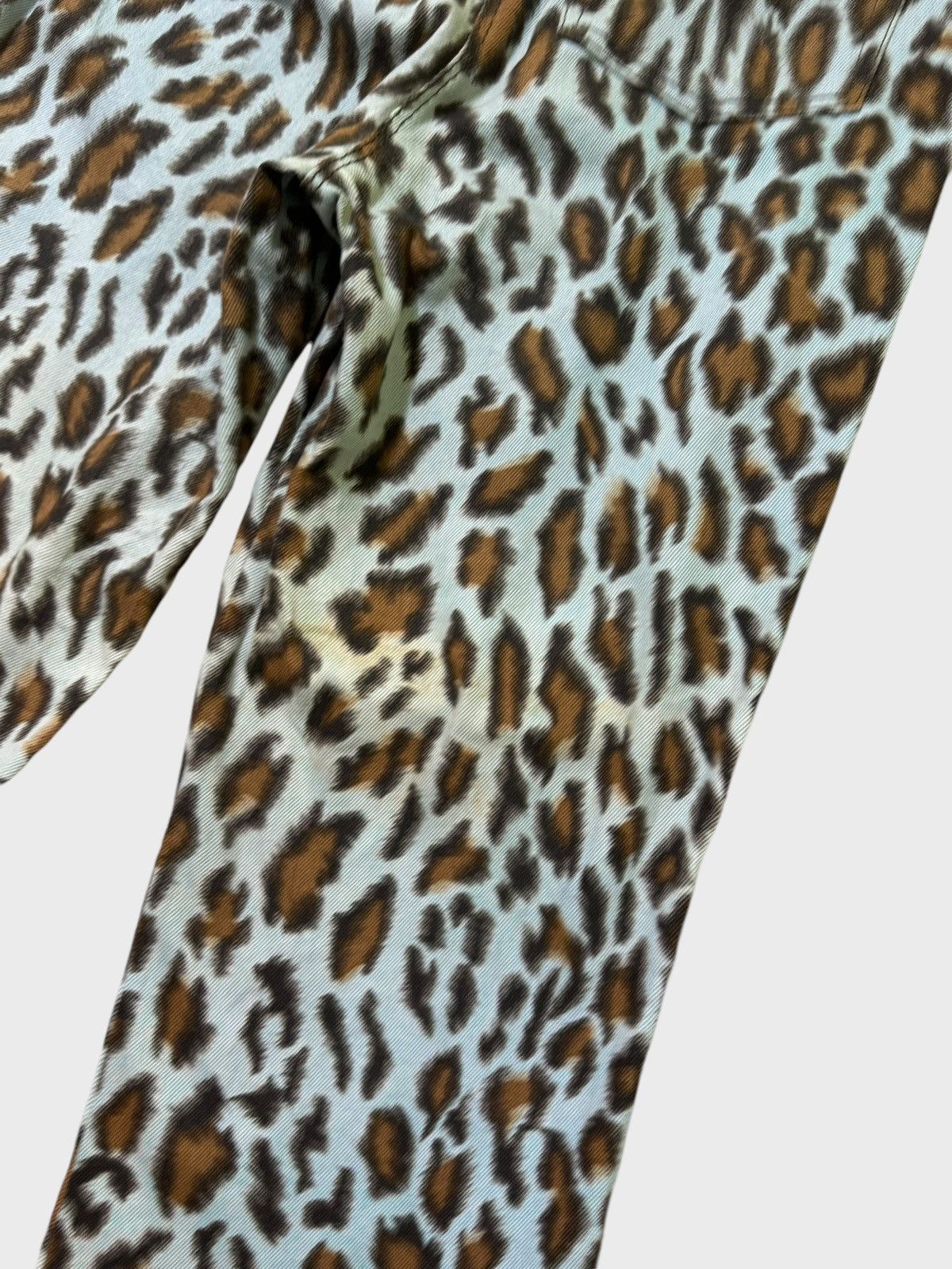Hysteric Glamour MODAGOJI LEOPARD OVERPRINT FULLPRINTED DENIM Size 25" / US 0 / IT 36 - 15 Thumbnail