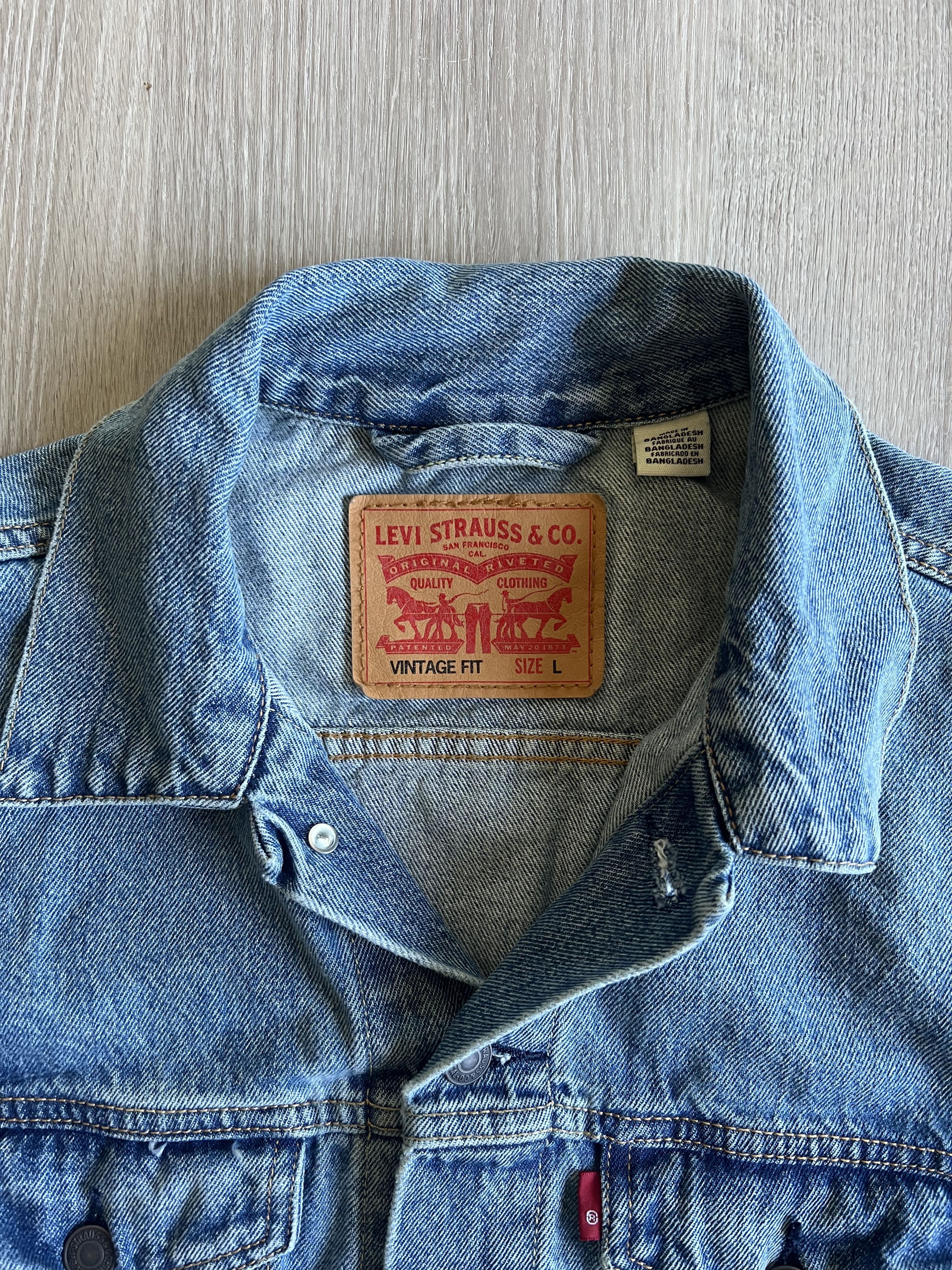 Levi's Levi’s "Vintage Fit" trucker denim jacket / Blue Work Wear Size US L / EU 52-54 / 3 - 3 Thumbnail