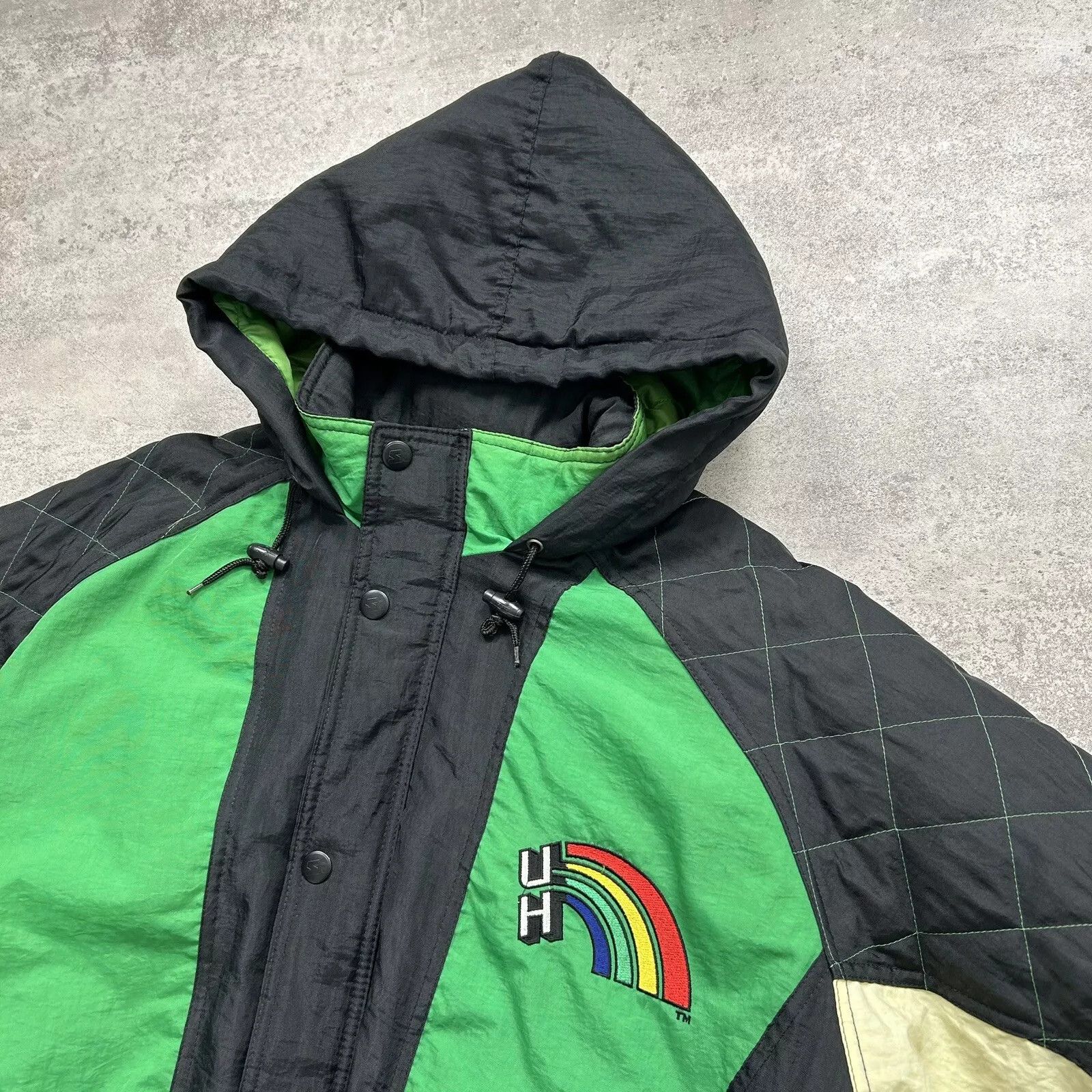 NCAA × Starter × Vintage HAWAII RAINBOW WARRIORS STARTER PUFFER JACKET SIZE L BLACK Size US L / EU 52-54 / 3 - 4 Thumbnail