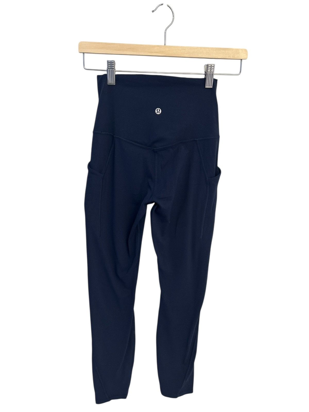 Lululemon NWT lululemon Align HR pant 25 with Pockets 4 True Navy Size 27" / US 4 / IT 40 - 2 Thumbnail