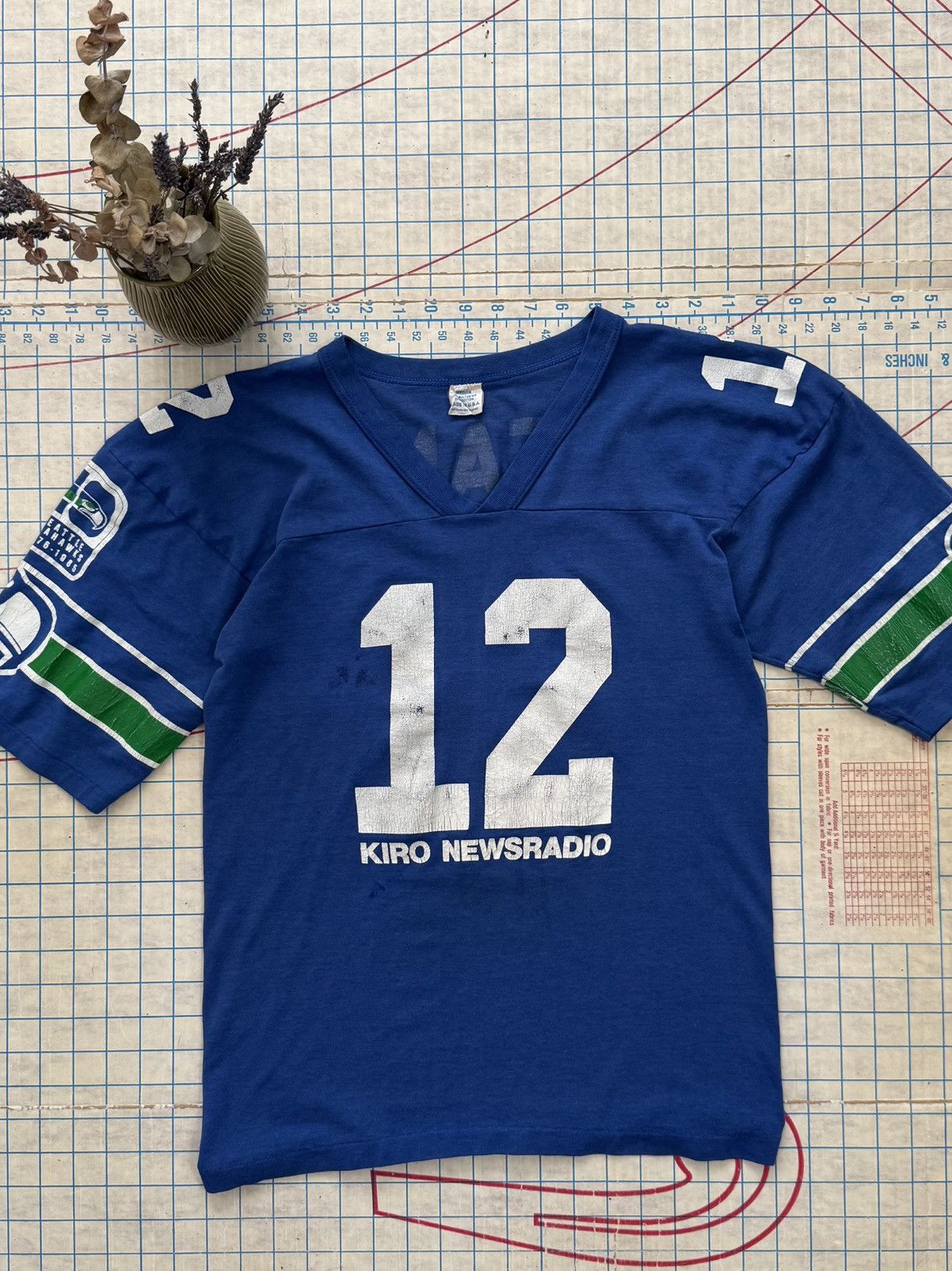 NFL × Vintage Vintage Seattle Seahawks Fan #12 V Neck Tee Fits Small Blue Size US S / EU 44-46 / 1 - 4 Thumbnail