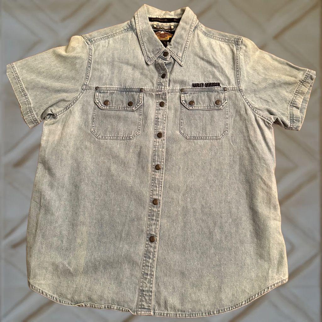 Harley Davidson VINTAGE Harley-Davidson Short Sleeve Button-Up Shirt Denim Blue Women's Sz 1W Size XS / US 0-2 / IT 36-38 - 1 Thumbnail