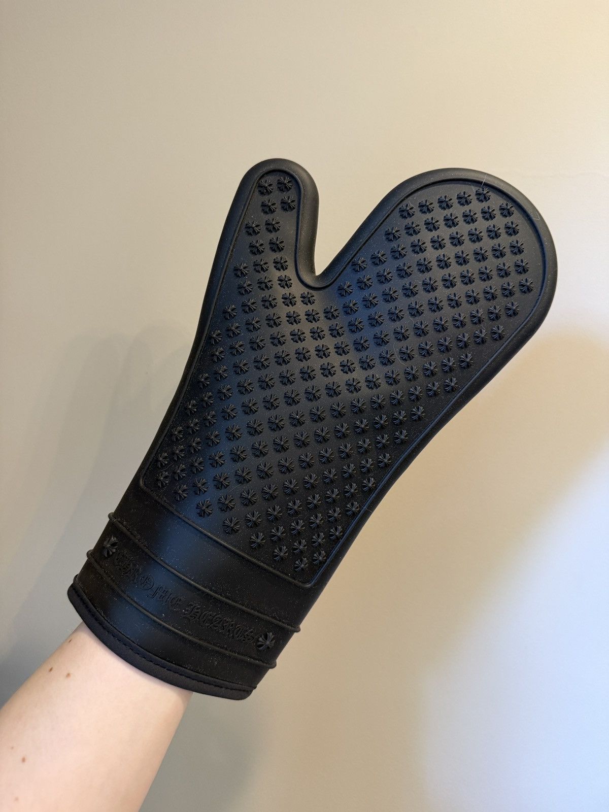 Chrome Hearts Chrome Hearts Plus Logo Rubber Mitt & Mat Set Size ONE SIZE - 10 Thumbnail