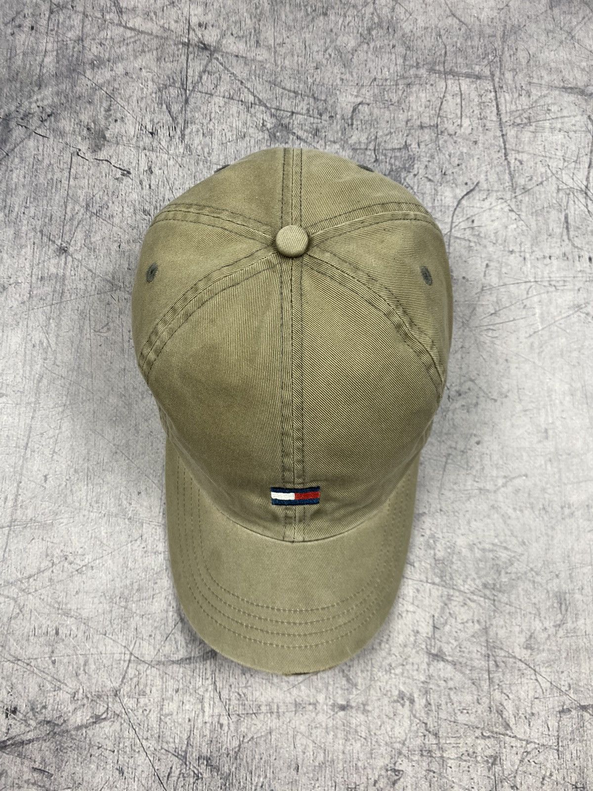Tommy Hilfiger × Vintage Vintage Tommy Hilfiger Distressed Center Logo Cap Hats Size ONE SIZE - 6 Thumbnail