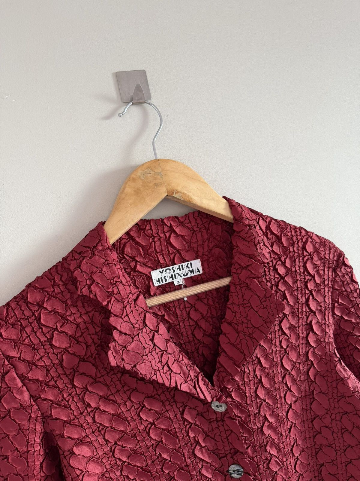 Vintage Yoshiki Hishinuma Pleated Stretch Jacket Red Size S / US 4 / IT 40 - 2 Thumbnail